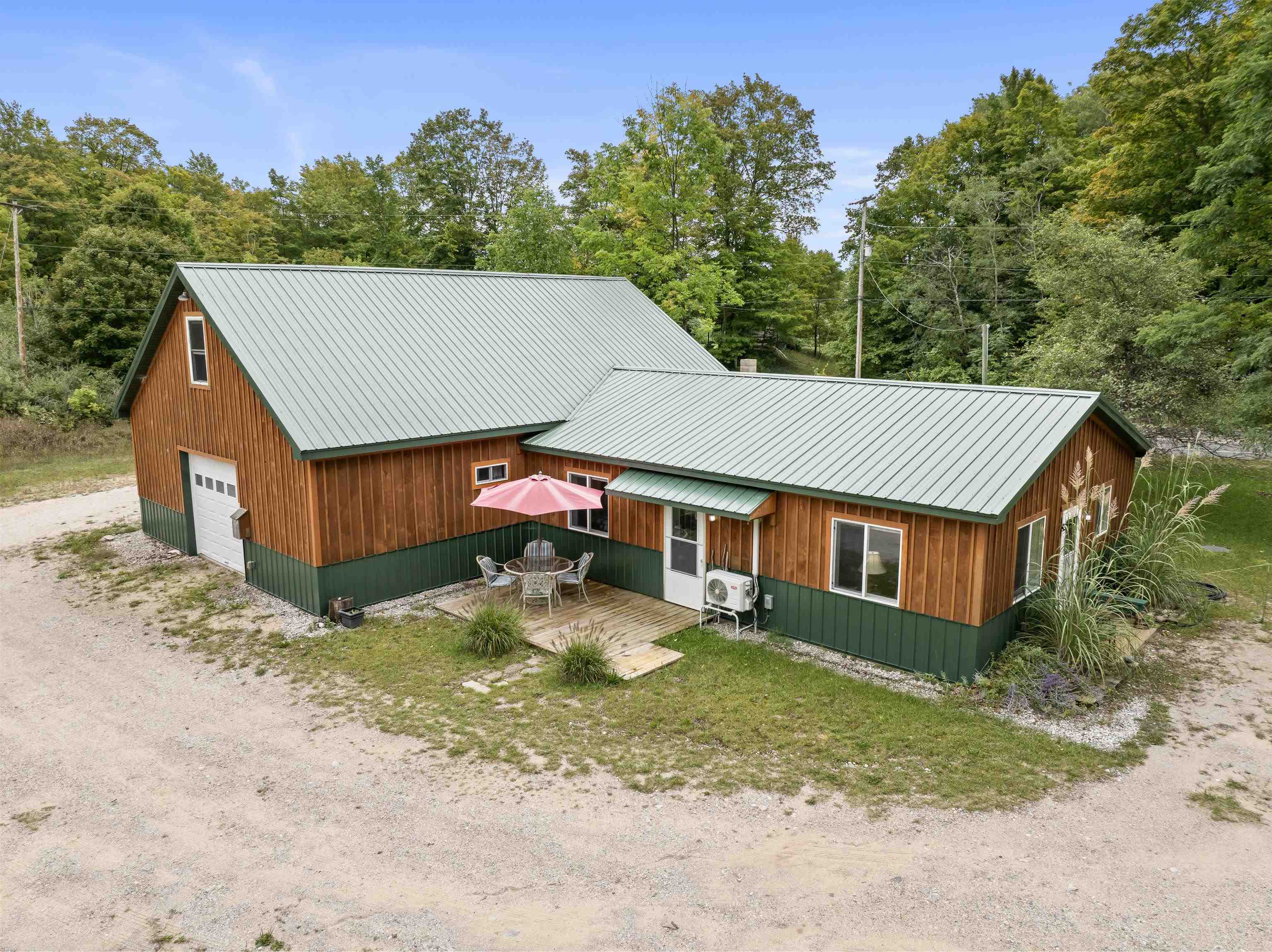 Photo 1 of Single family home for sale at 7314 Walker St, Benzonia, MI 49616 | MLS# 78080073751 | Listing updated on 2026-09-28