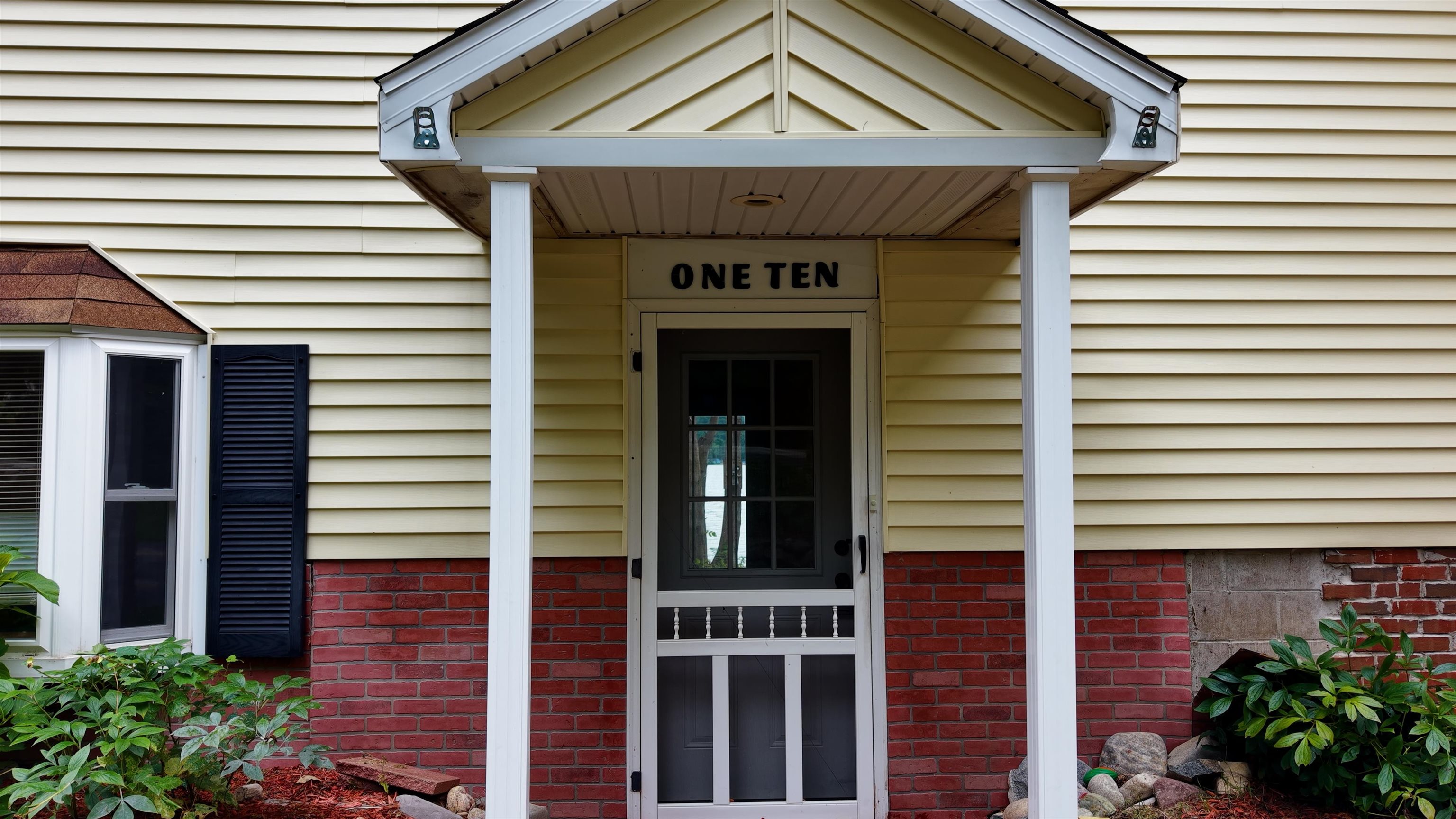 Photo 3 of Single family home for sale at 110 S Intermediate Lake, Central Lake, MI 49622 | MLS# 78080073771 | Listing updated on 2026-10-07