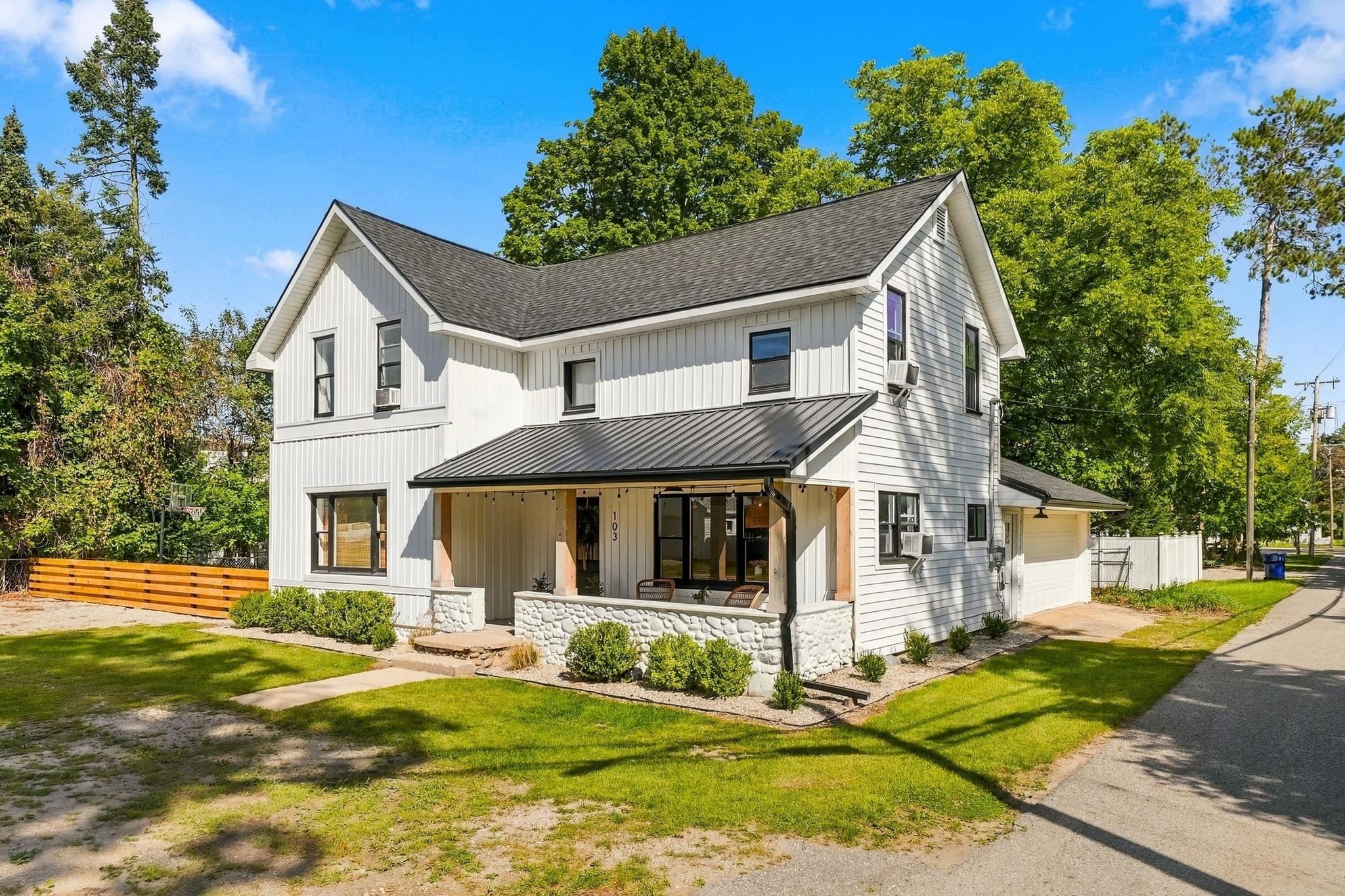 Photo 2 of Single family home for sale at 103 Court St, Bellaire, MI 49615 | MLS# 80073794 | Listing updated on 2026-09-24