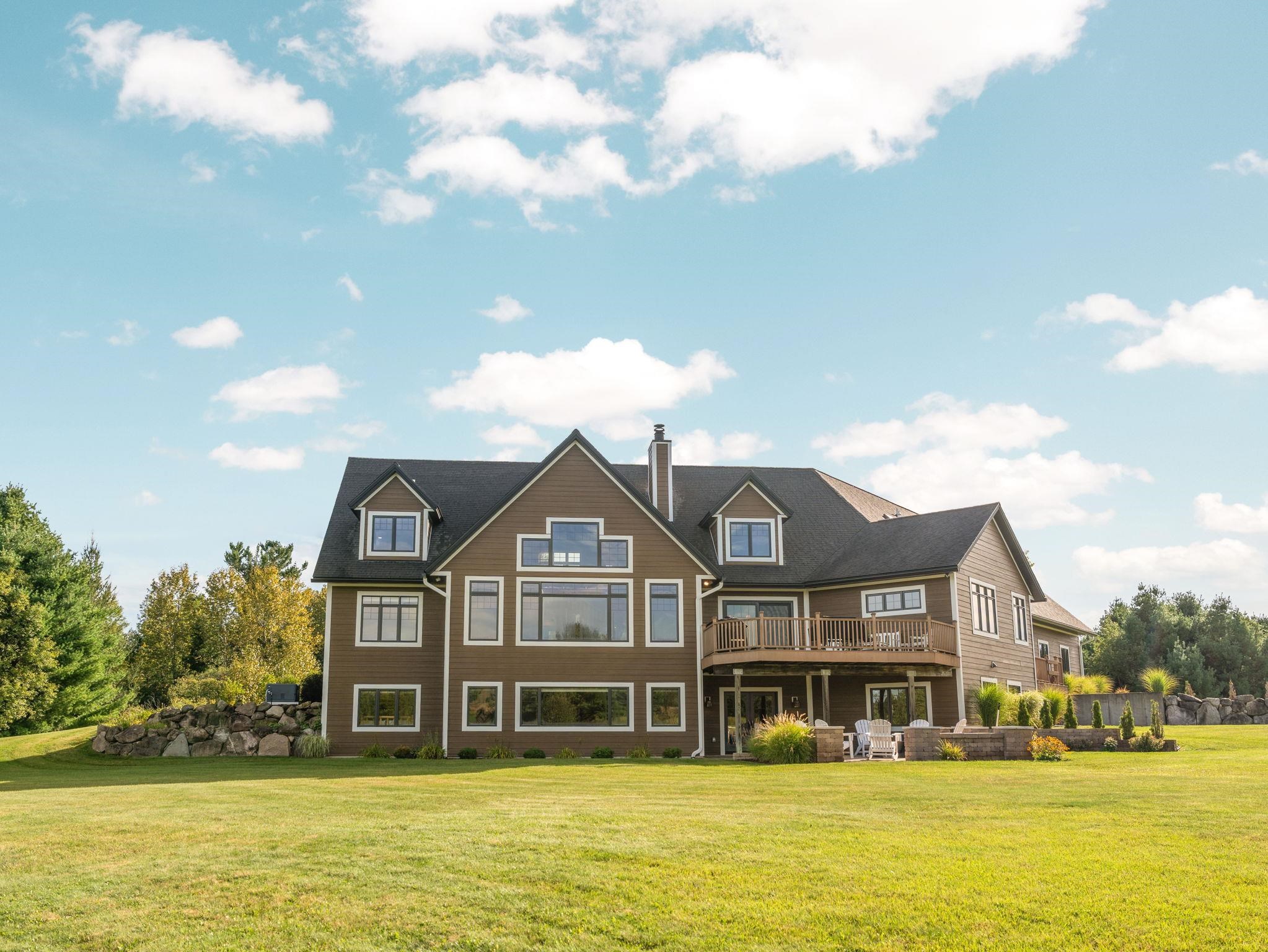 Photo 3 of Single family home for sale at 9542 S 33 Road, Cadillac, MI 49601 | MLS# 78080073800 | Listing updated on 2026-09-25
