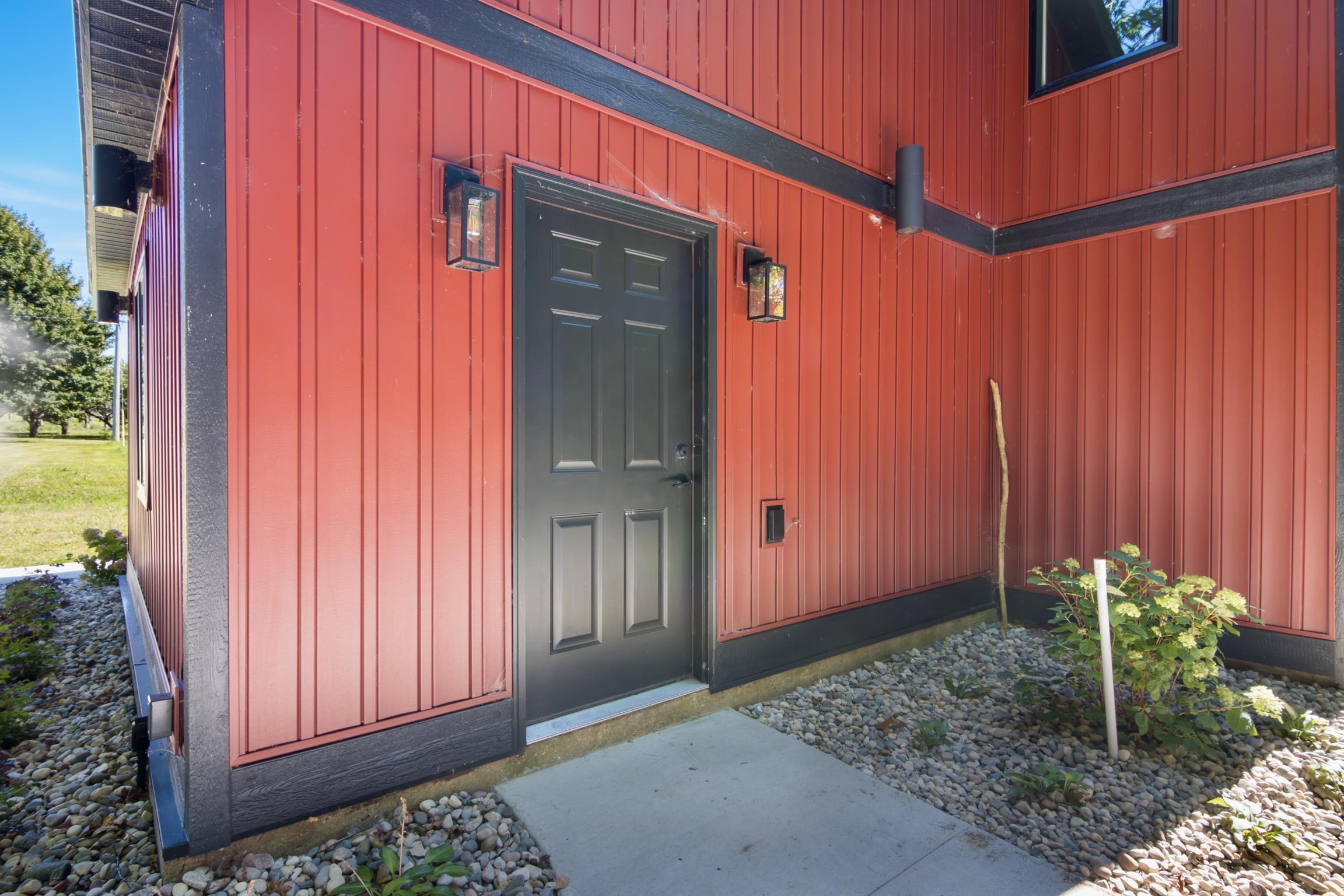 Photo 4 of Multi family home for sale at 10456 S US 31, Elk Rapids, MI 49629 | MLS# 78080073818 | Listing updated on 2026-10-02