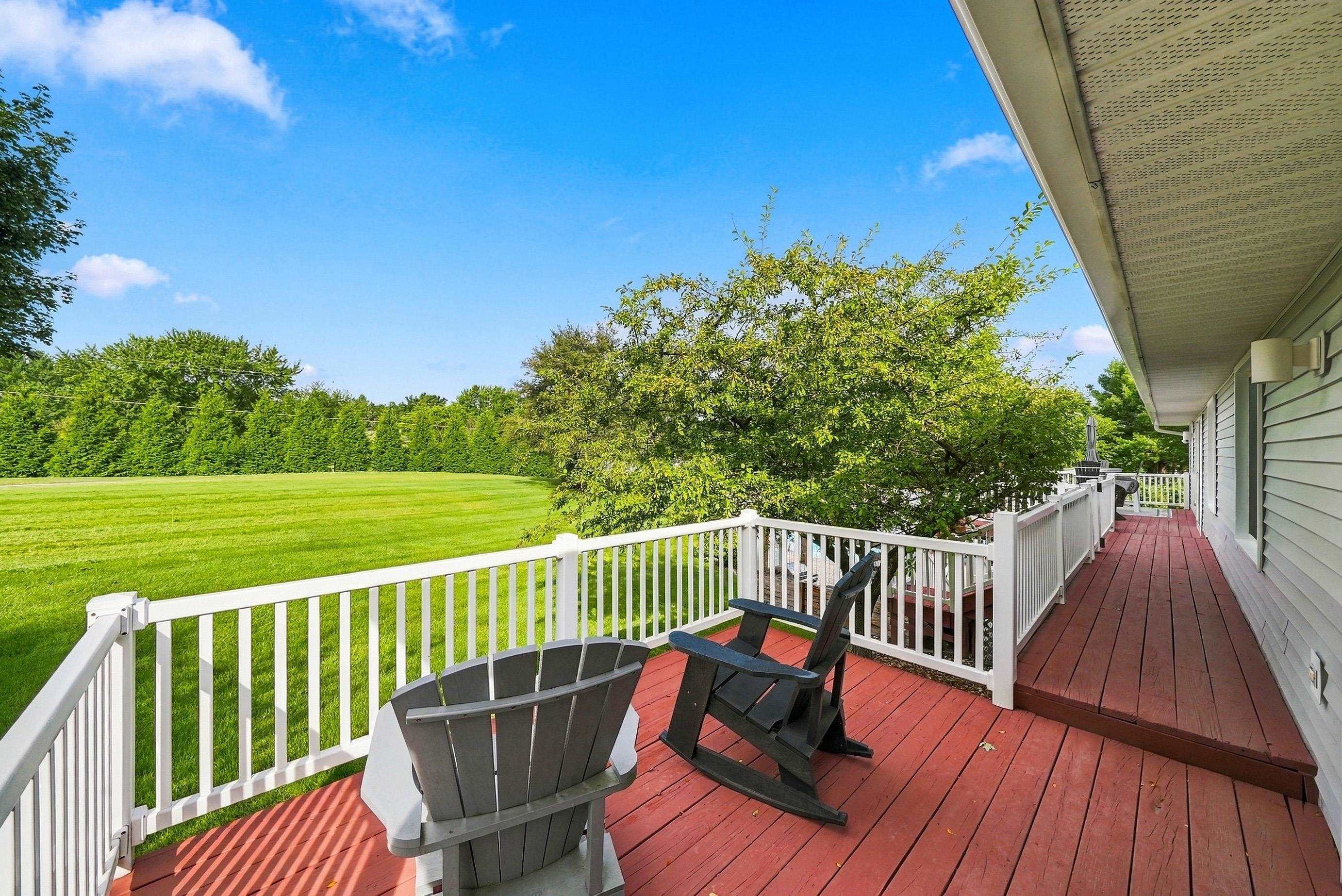 Photo 3 of Single family home for sale at 3175 Veterans Dr, Traverse City, MI 49684 | MLS# 78080073828 | Listing updated on 2026-09-22