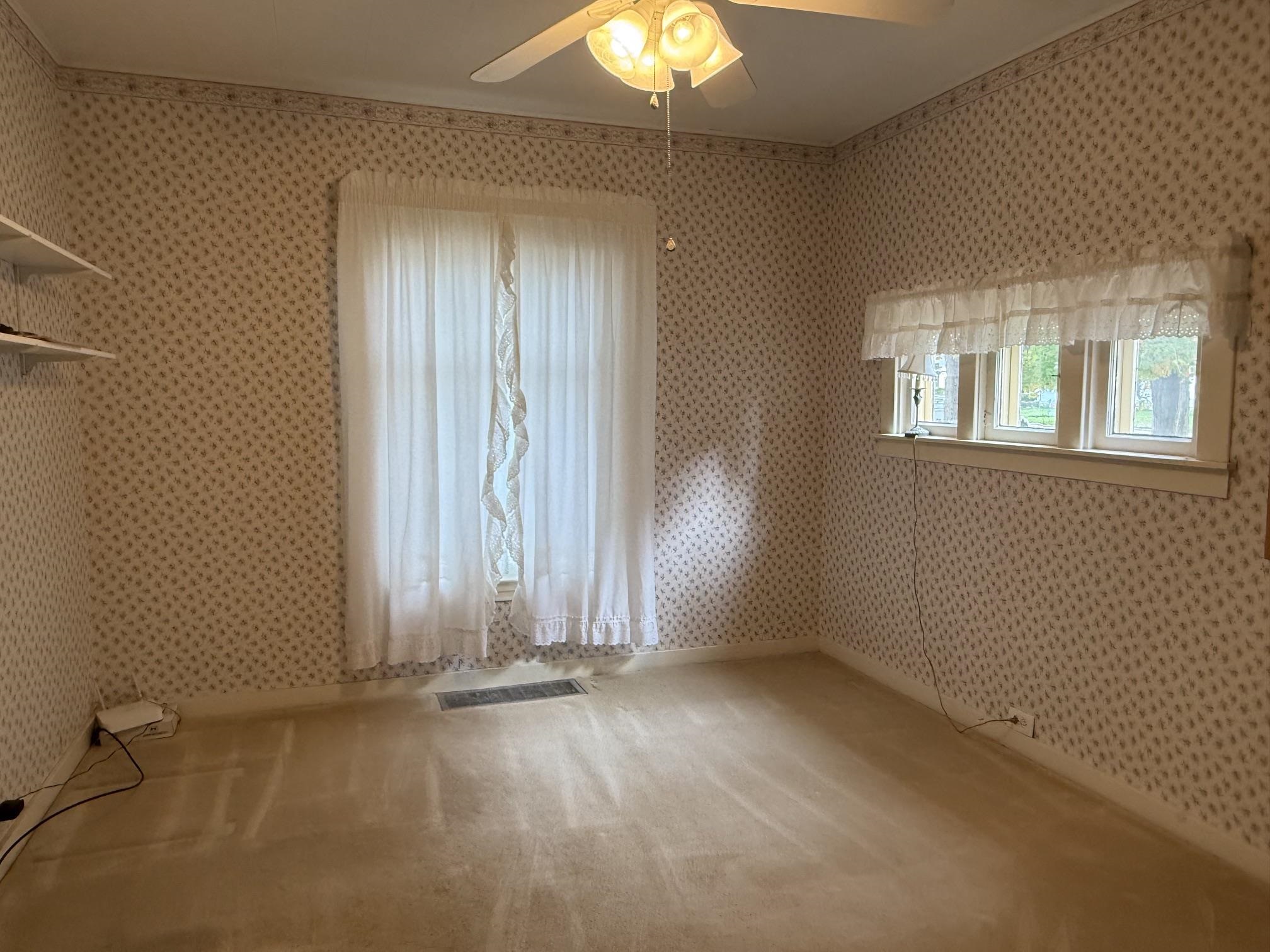 Photo 4 of Single family home for sale at 1009 1st Avenue, Cadillac, MI 49601 | MLS# 78080073831 | Listing updated on 2026-09-30