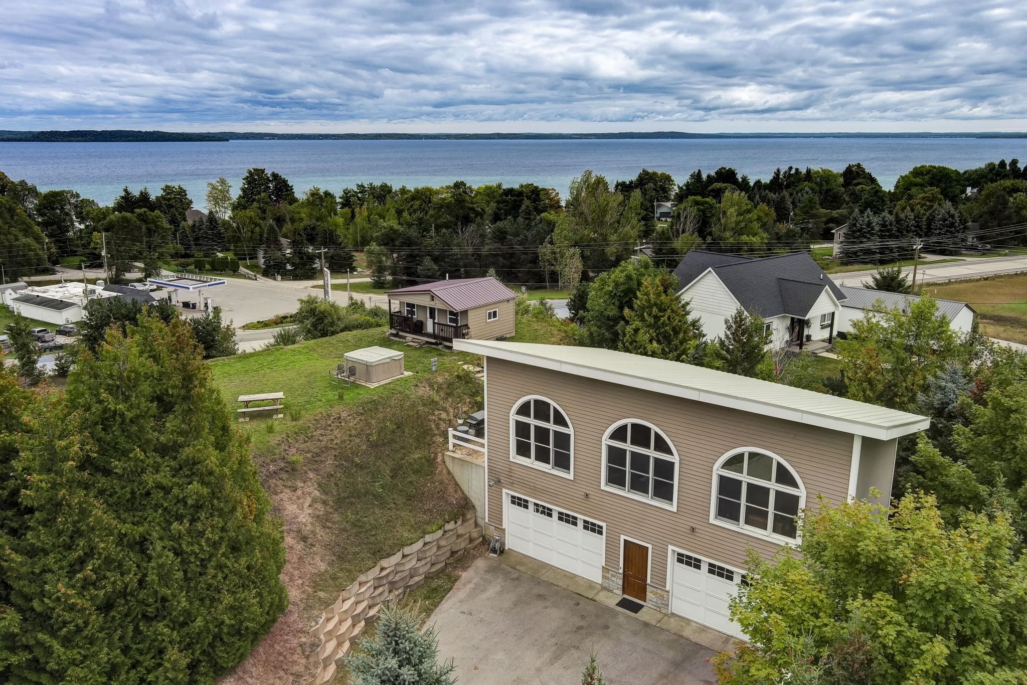 Photo 1 of Single family home for sale at 5859 S Bridget Rose Ln, Suttons Bay, MI 49682 | MLS# 78080073832 | Listing updated on 2026-09-25