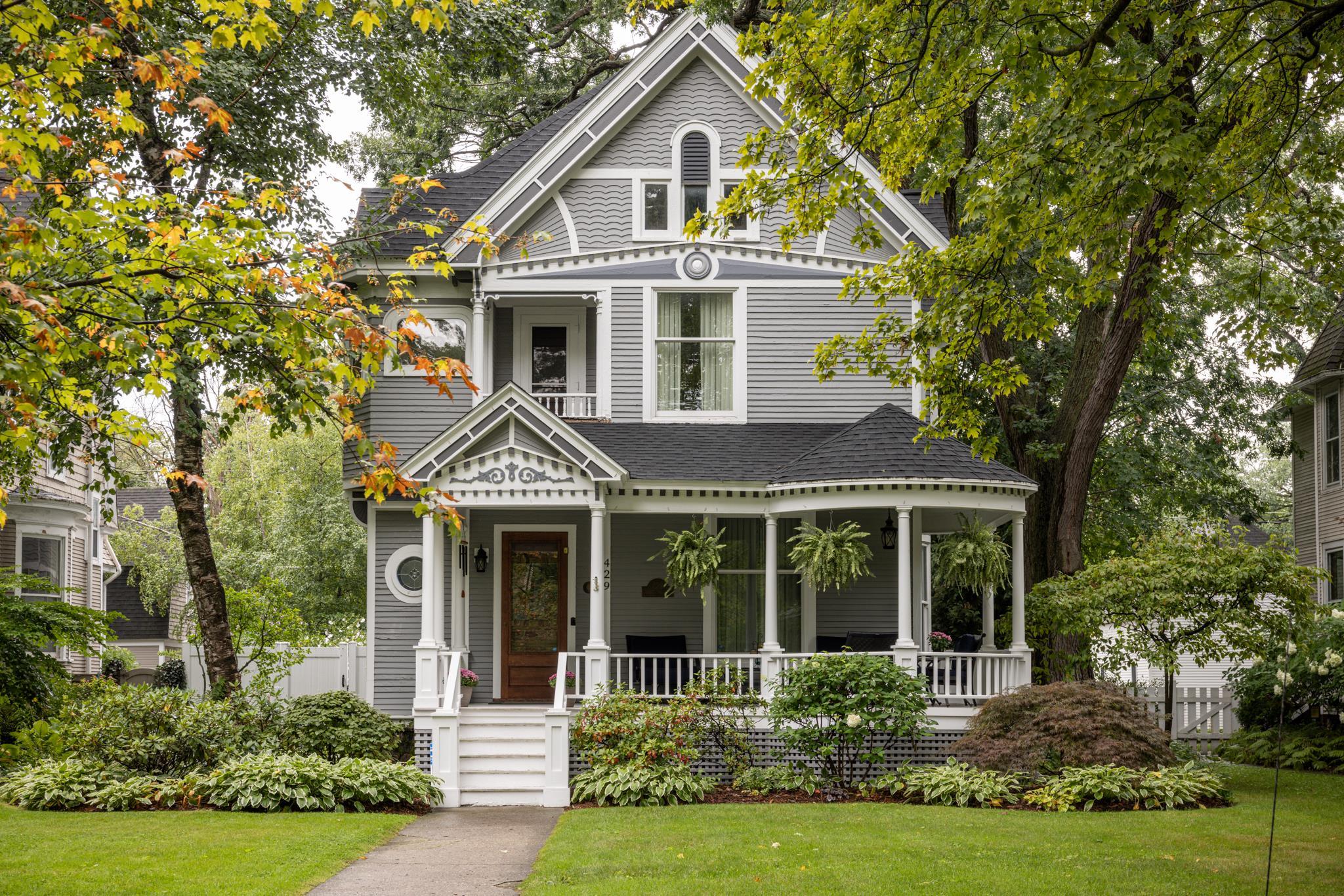 Photo 1 of Single family home for sale at 429 6th Street, Traverse City, MI 49684 | MLS# 78080073839 | Listing updated on 2026-10-01