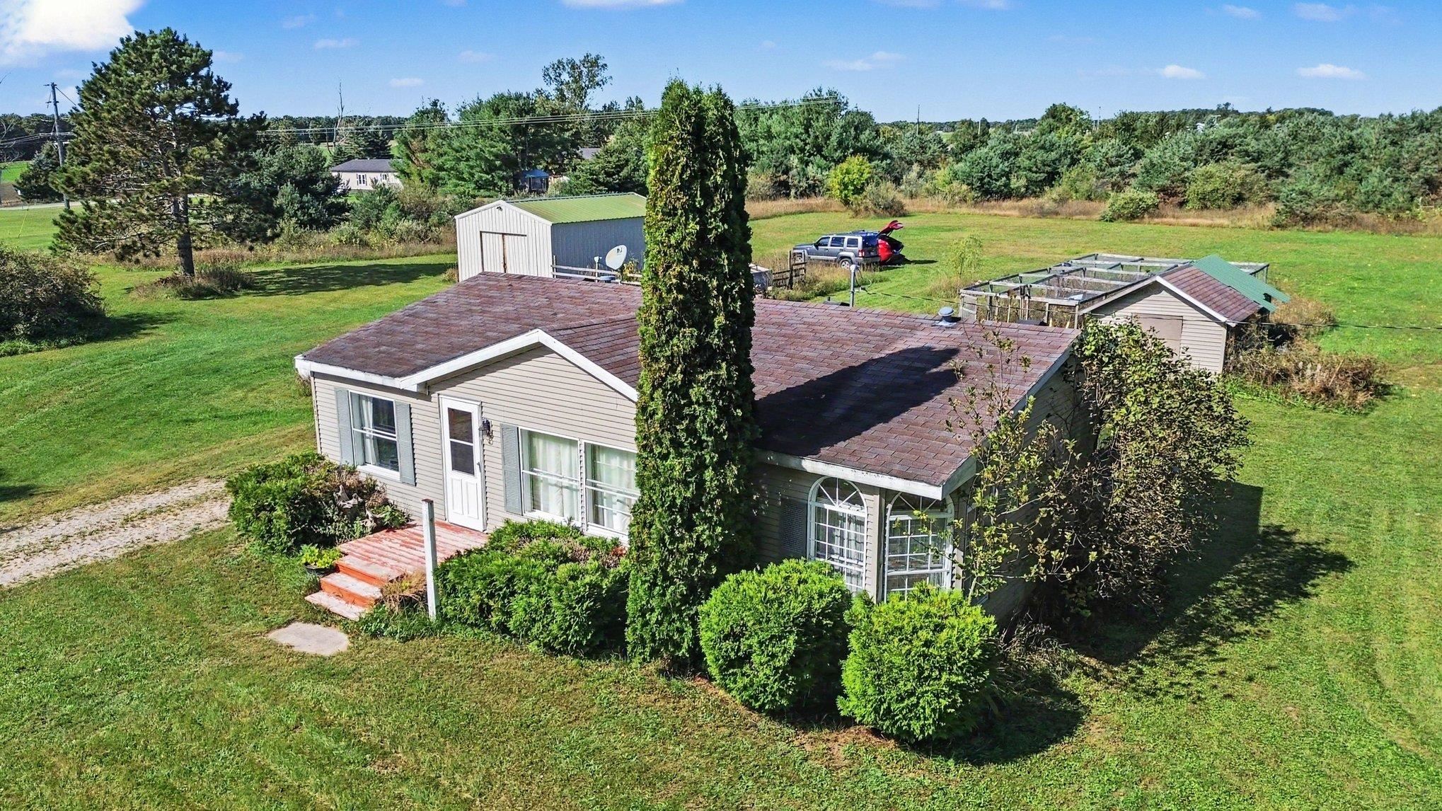 Photo 2 of Single family home for sale at 5902 W County Line Rd, Buckley, MI 49620 | MLS# 78080073849 | Listing updated on 2026-10-05