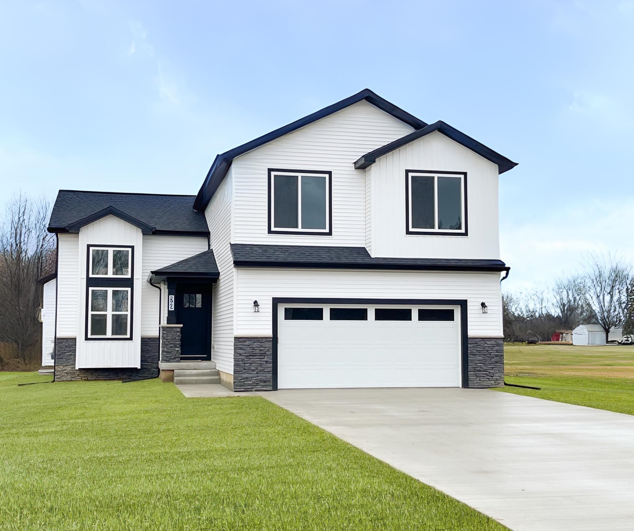 Photo 3 of Single family home for sale at 540 W Wildwood, Owosso, MI 48867 | MLS# 80073851 | Listing updated on 2026-09-26