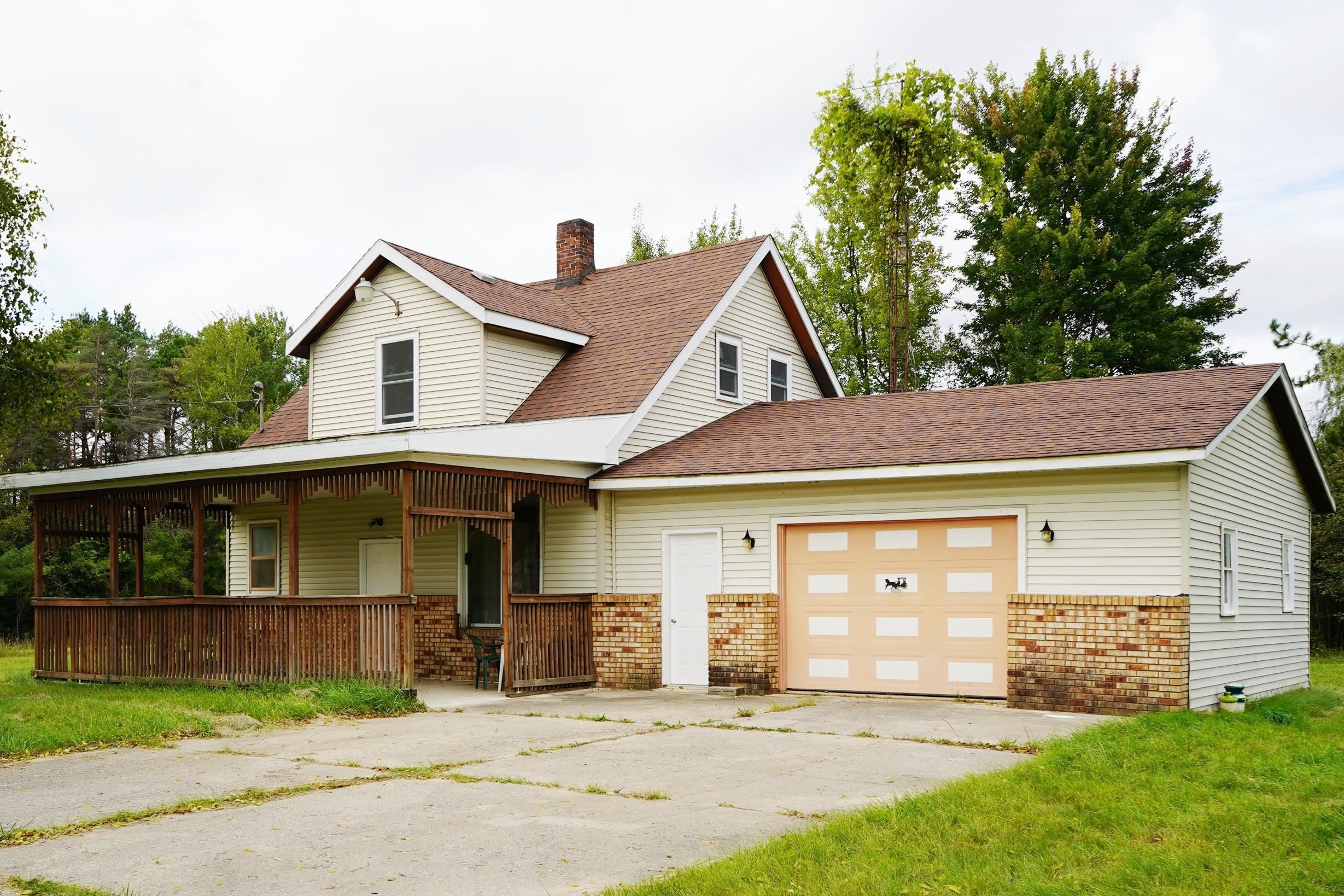 Photo 1 of Single family home for sale at 5260 Townhall Rd, Hale, MI 48739 | MLS# 77080073852 | Listing updated on 2026-10-01