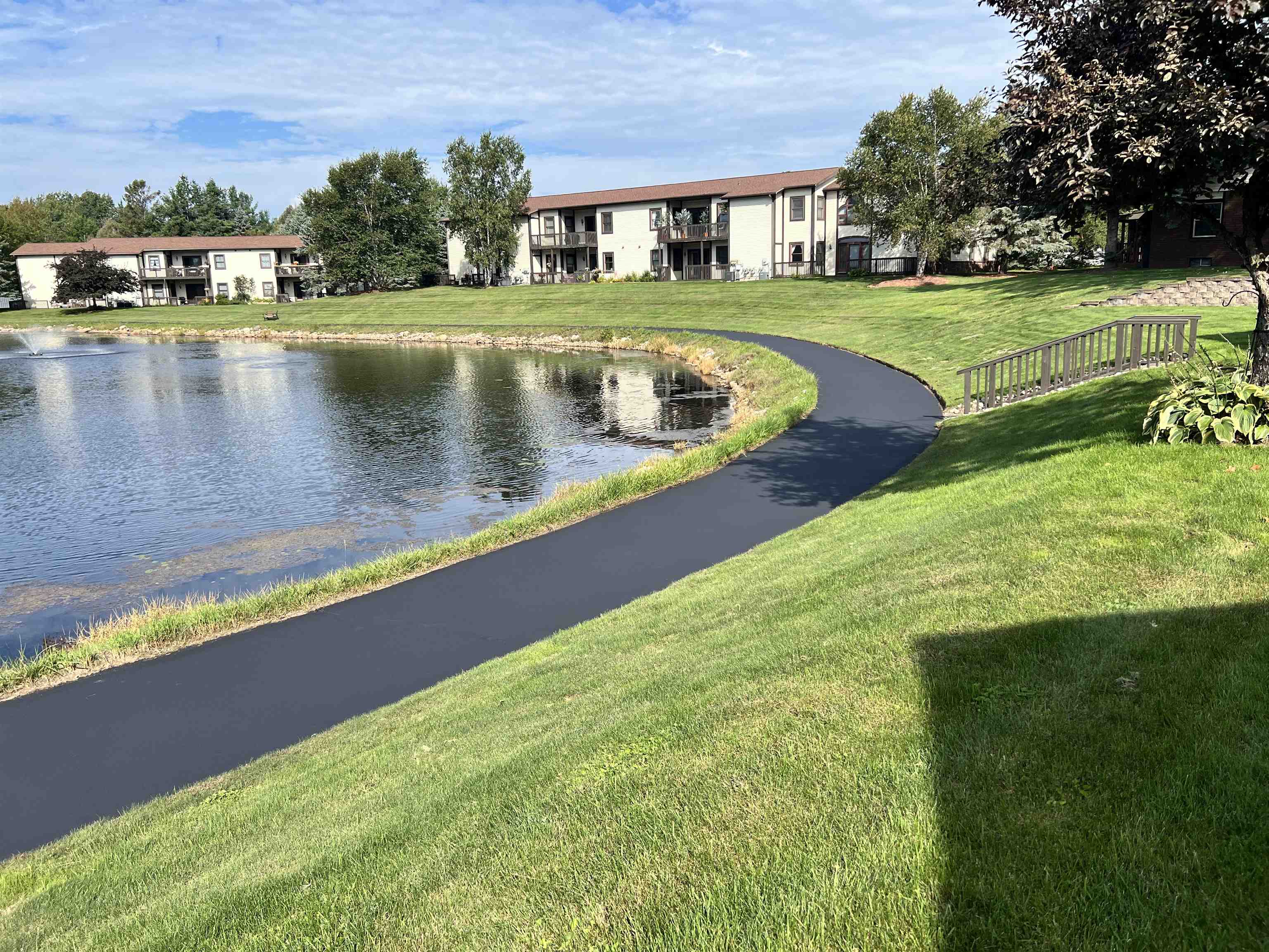 Photo 3 of Condo for sale at 303 Wildwood Dr, Cadillac, MI 49601 | MLS# 80073863 | Listing updated on 2026-10-07