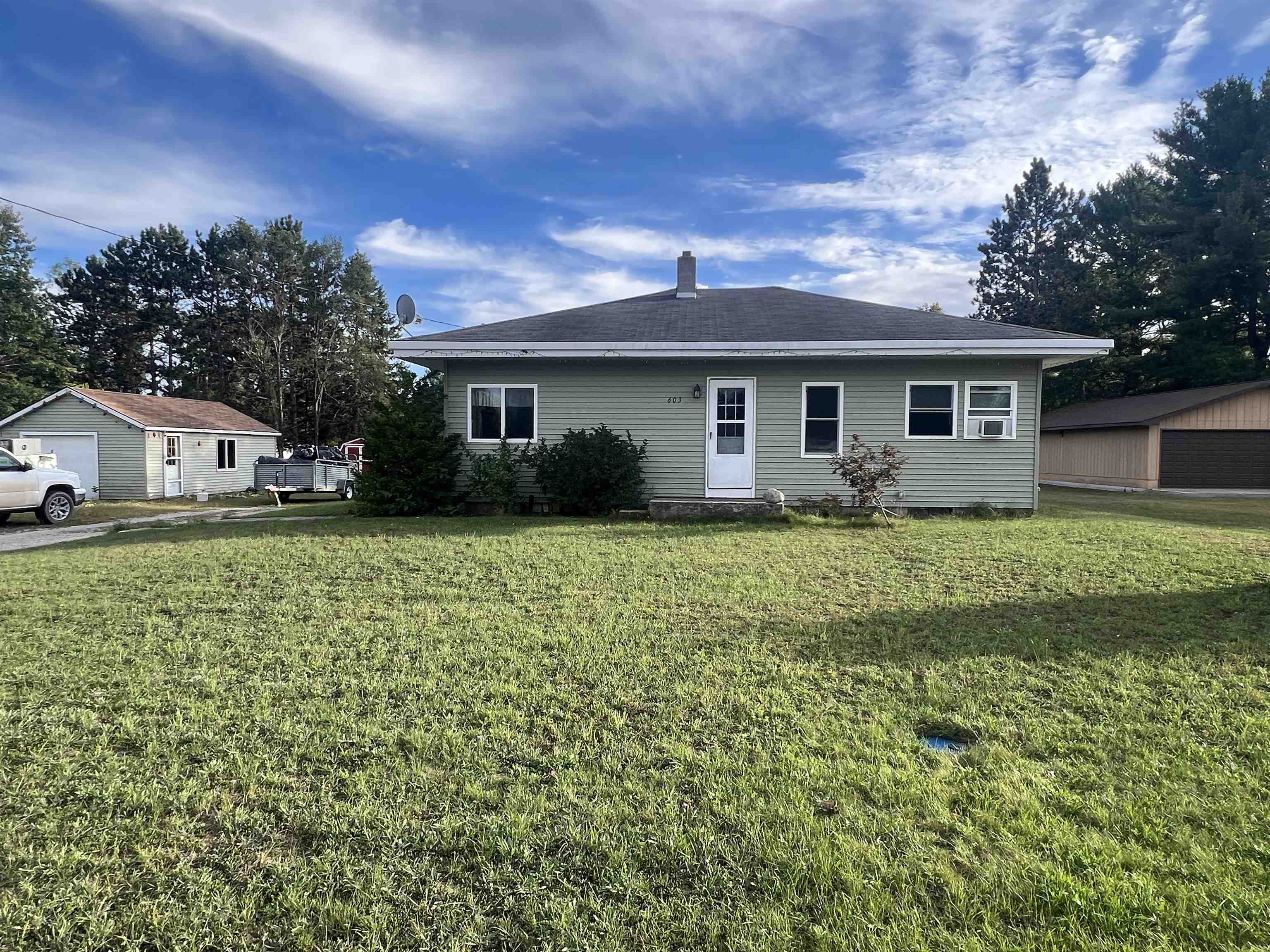 Photo 1 of Single family home for sale at 603 Dresden St, Kalkaska, MI 49646 | MLS# 79080073867 | Listing updated on 2026-09-30