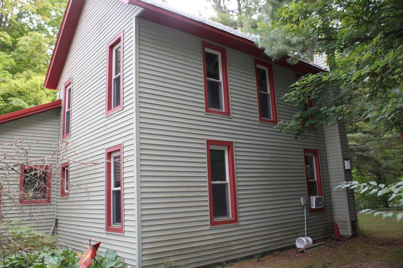 Photo 3 of Single family home for sale at 3989 Se Tyler Rd, Kalkaska, MI 49646 | MLS# 78080073869 | Listing updated on 2026-10-02