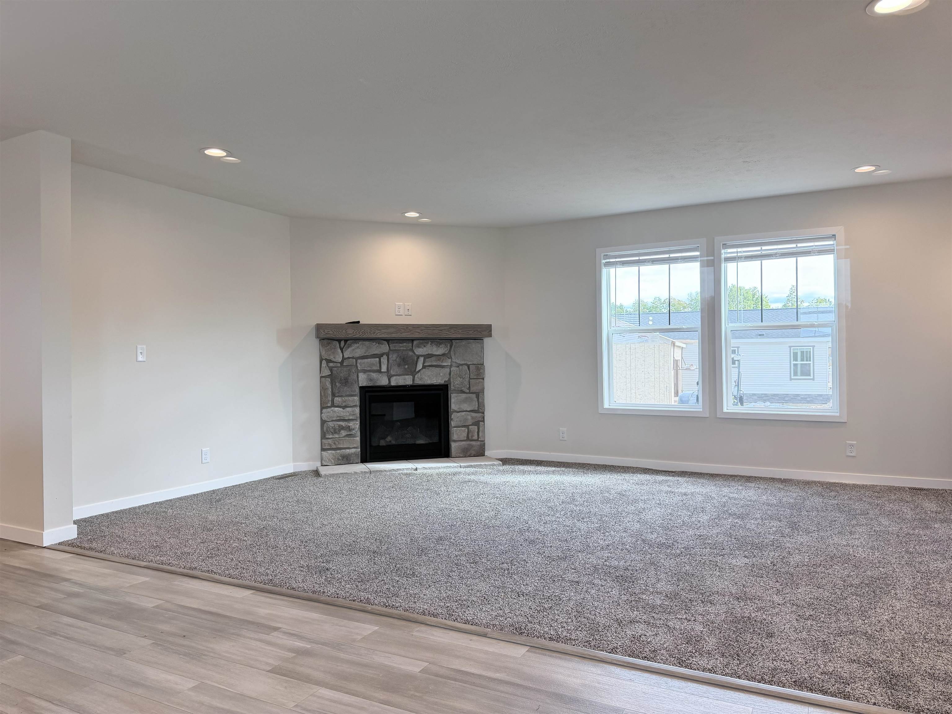 Photo 4 of Single family home for sale at 2272 Vista View Dr, East Bay Township Grand Traverse, MI 49686 | MLS# 78080073872 | Listing updated on 2026-09-29