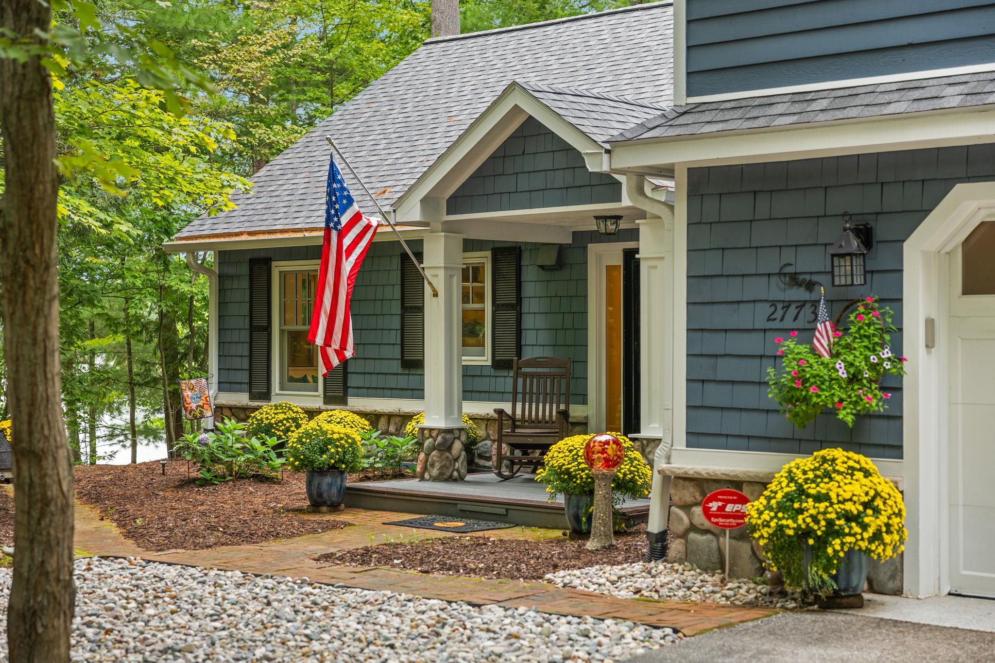 Photo 3 of Single family home for sale at 2773 N Arbutus Lake Rd, Traverse City, MI 49696 | MLS# 80073873 | Listing updated on 2026-09-28