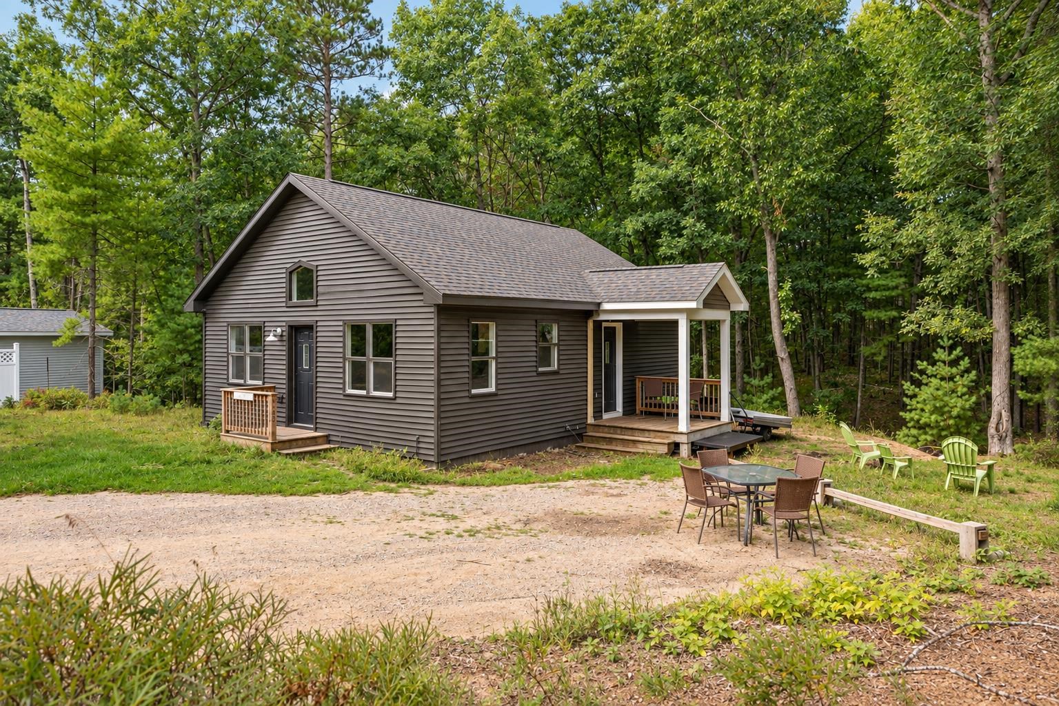 Photo 3 of Single family home for sale at 5305 Trager Rd, Traverse City, MI 49696 | MLS# 78080073876 | Listing updated on 2026-09-27