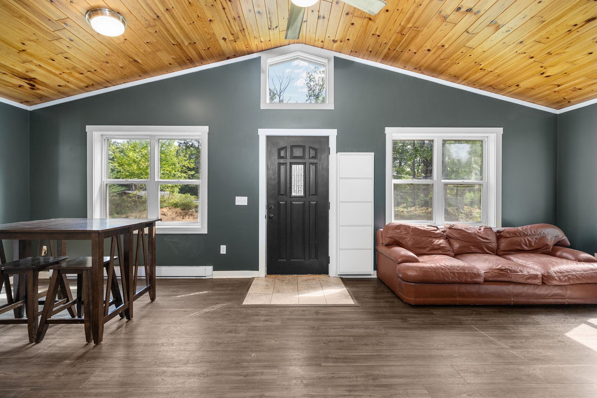 Photo 3 of Single family home for sale at 5305 Trager Rd, Traverse City, MI 49696 | MLS# 78080073876 | Listing updated on 2026-09-27