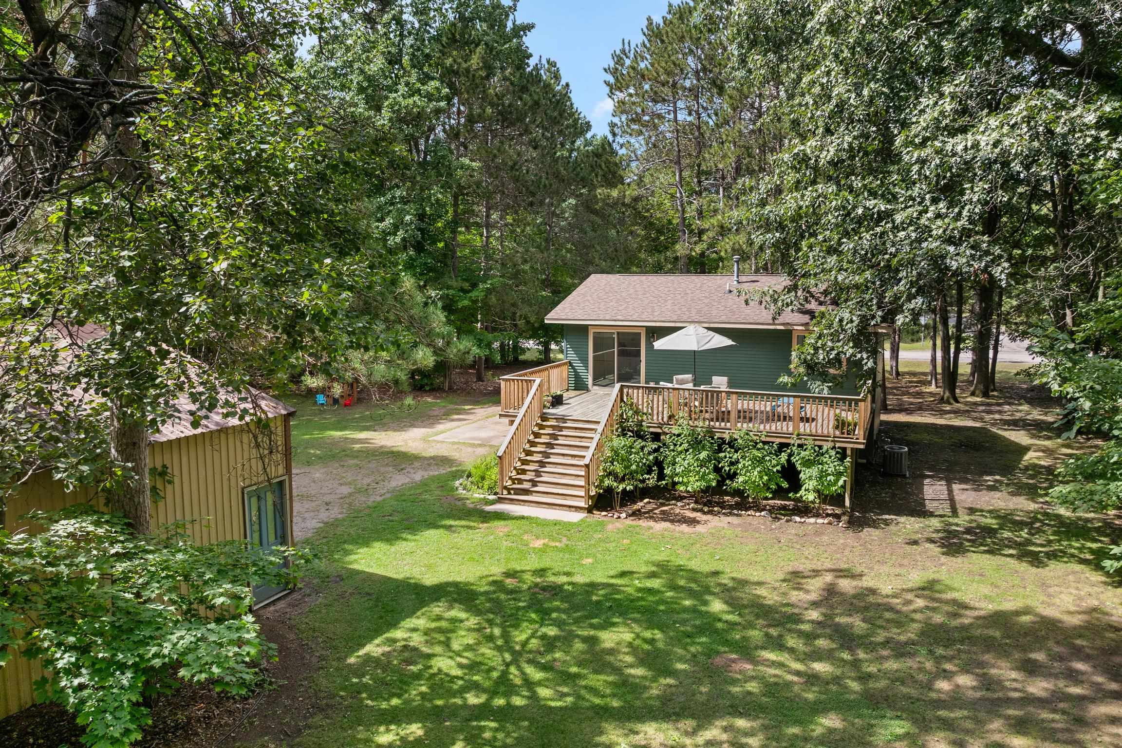 Photo 3 of Single family home for sale at 4948 Red Oaks Dr, Traverse City, MI 49685 | MLS# 78080073878 | Listing updated on 2026-09-27