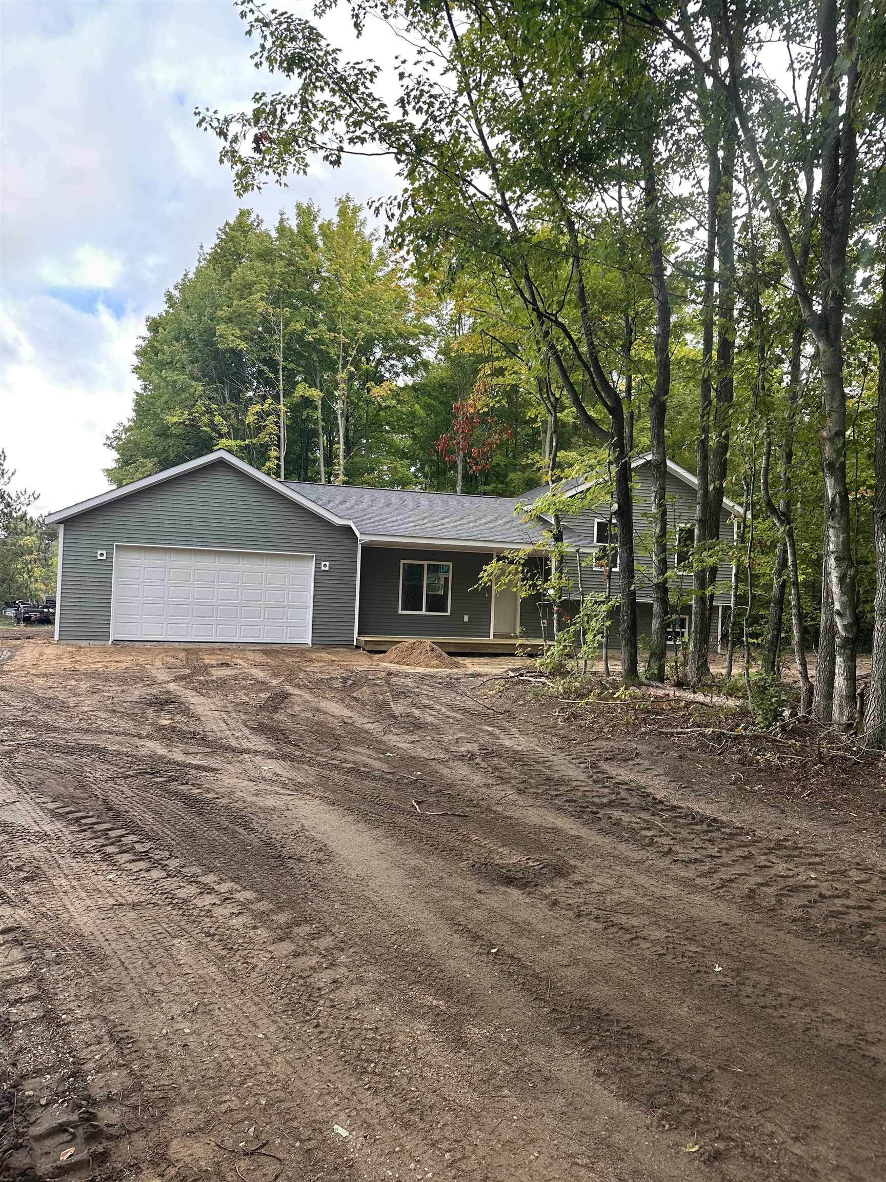 Photo 2 of Single family home for sale at 17776 Fewins Rd #Lot: A, Interlochen, MI 49643 | MLS# 80073880 | Listing updated on 2026-10-06