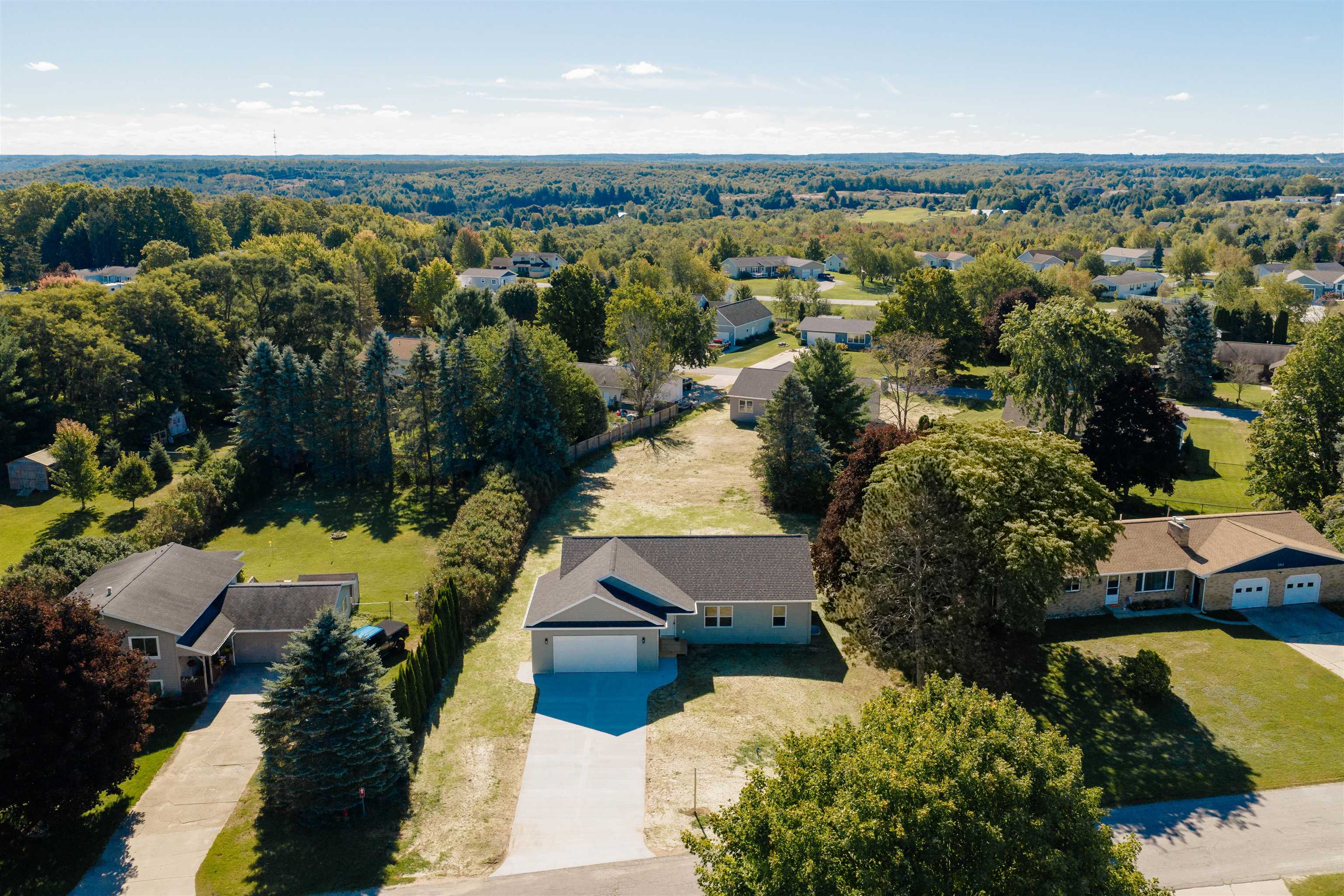 Photo 3 of Single family home for sale at 3759 Delta Dr, Traverse City, MI 49685 | MLS# 78080073885 | Listing updated on 2026-09-30