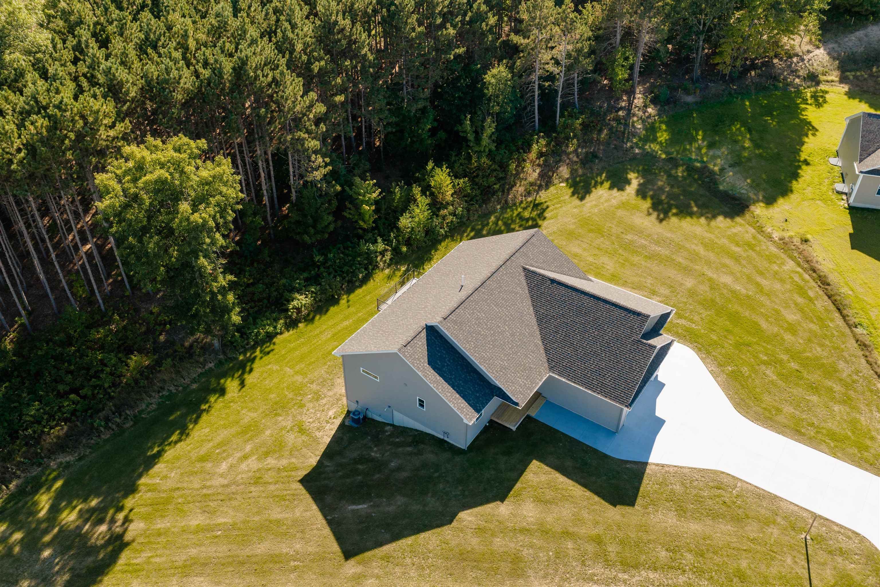 Photo 3 of Single family home for sale at 850 Coyote Ln, Traverse City, MI 49696 | MLS# 78080073887 | Listing updated on 2026-10-02