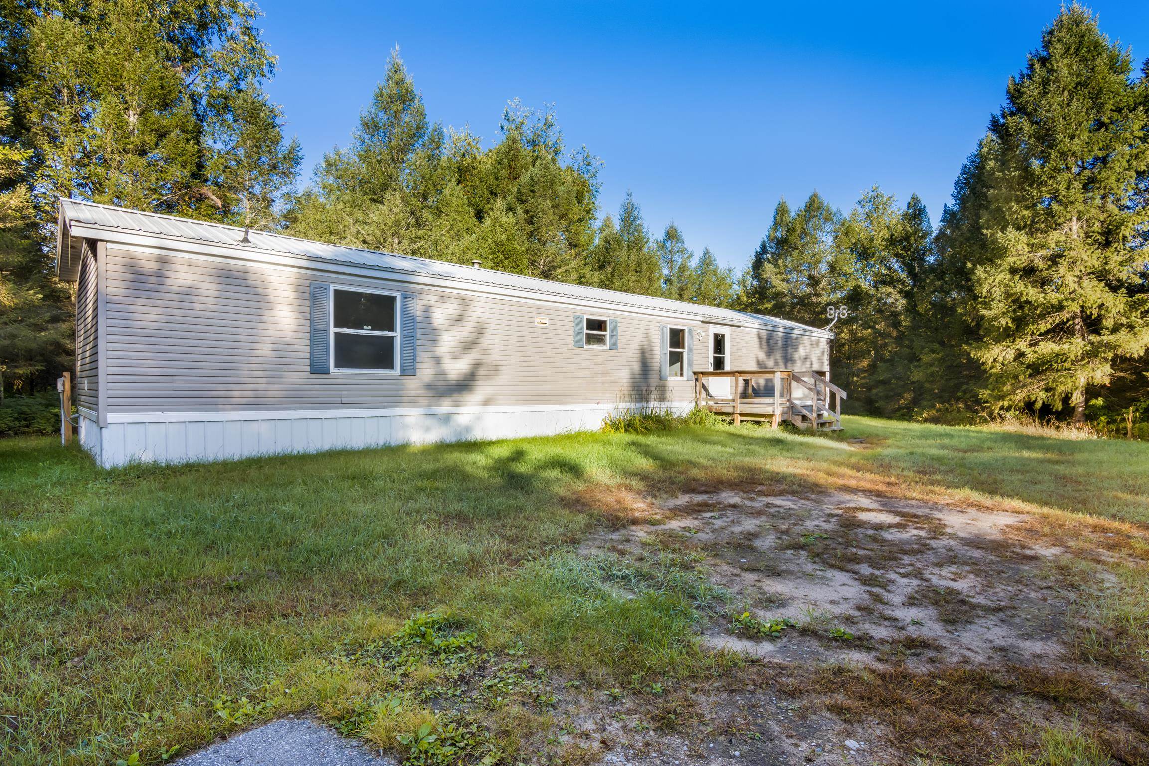 Photo 1 of Single family home for sale at 8142 Sadie Ln, Mesick, MI 49668 | MLS# 78080073899 | Listing updated on 2026-09-27