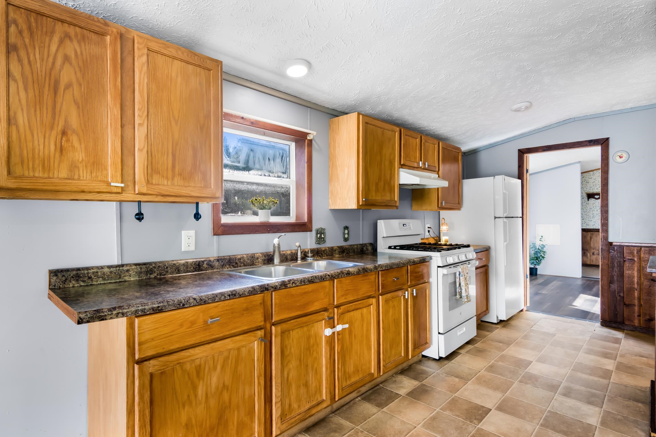 Photo 3 of Single family home for sale at 8142 Sadie Ln, Mesick, MI 49668 | MLS# 78080073899 | Listing updated on 2026-09-27