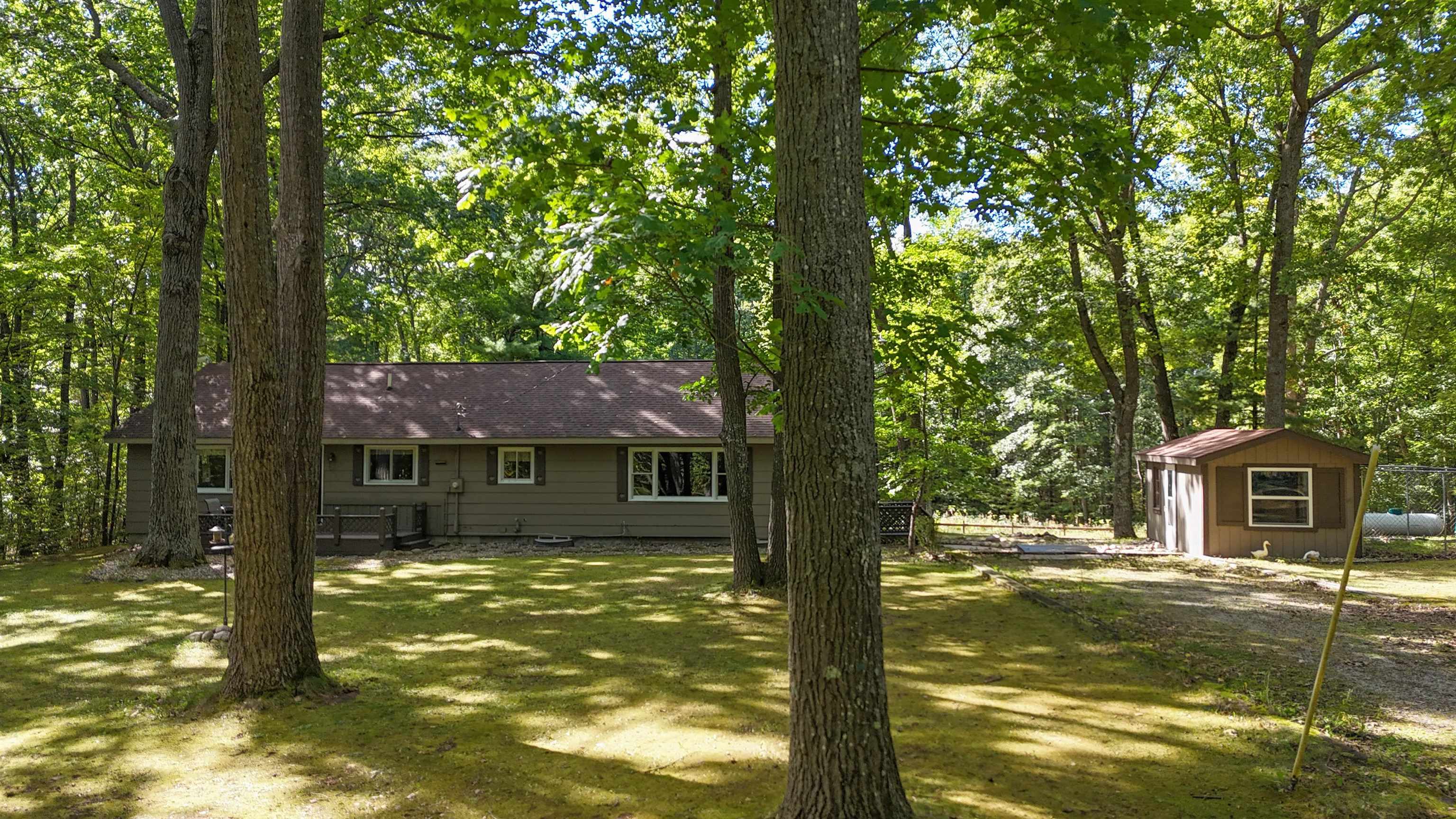 Photo 4 of Single family home for sale at 9428 W Jennings Rd, Lake City, MI 49651 | MLS# 78080073906 | Listing updated on 2026-09-27