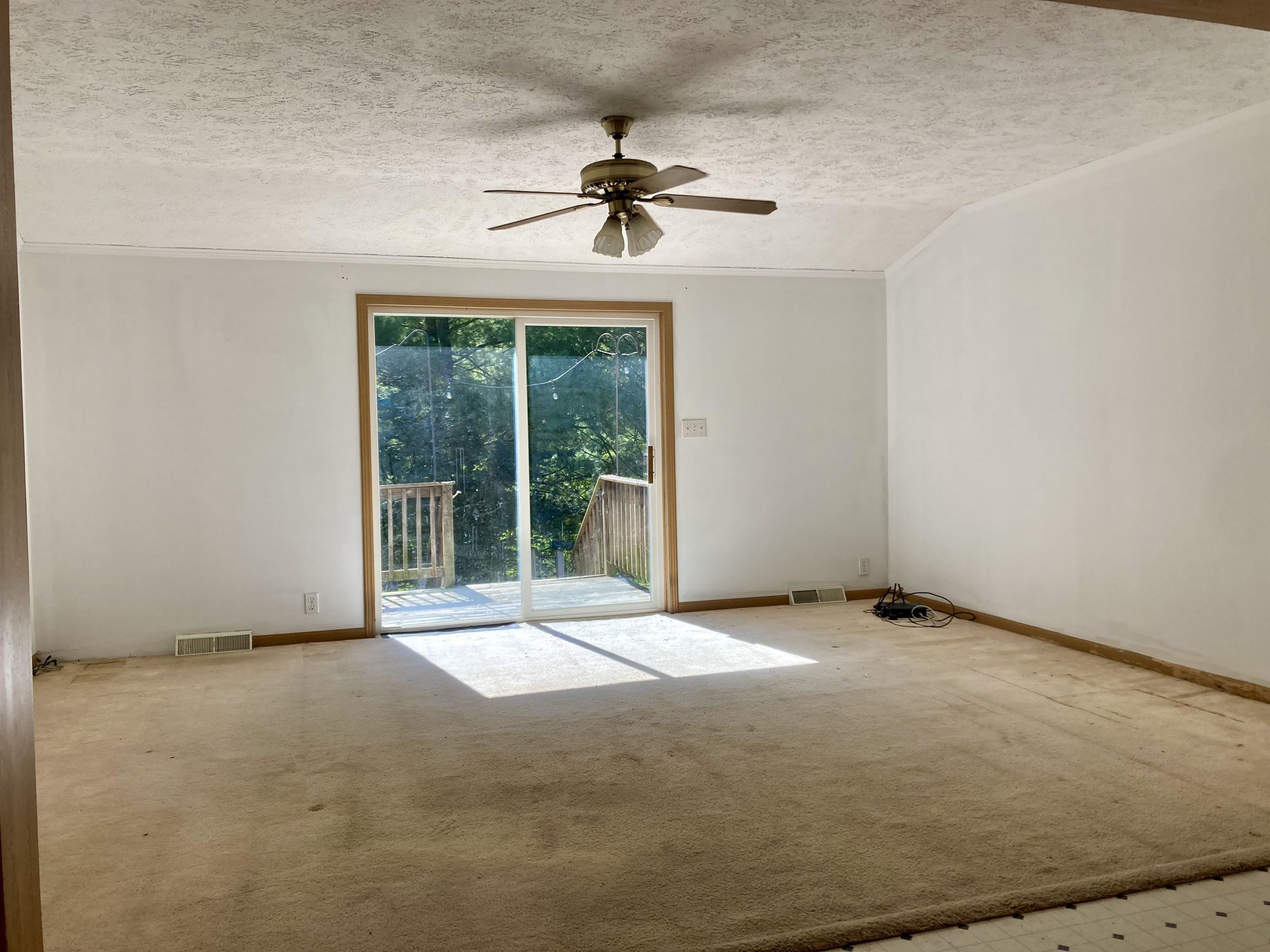 Photo 4 of Single family home for sale at 6478 E Duck Lake Rd, Lake Leelanau, MI 49653 | MLS# 78080073918 | Listing updated on 2026-09-28