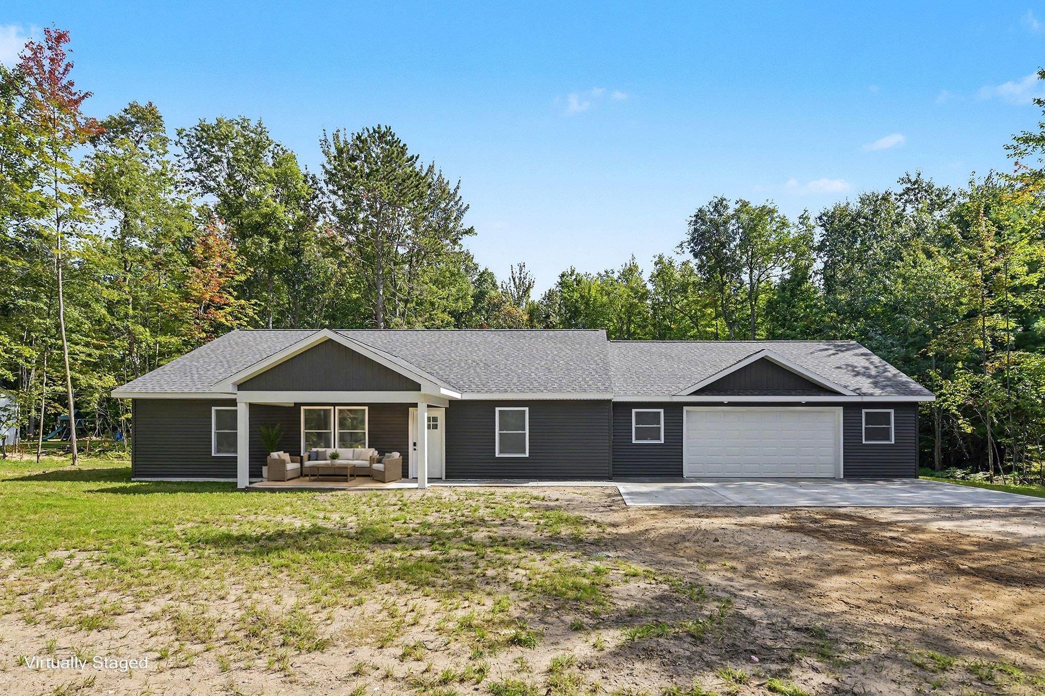 Photo 2 of Single family home for sale at 4921 River Woods Rd, Lake City, MI 49651 | MLS# 78080073928 | Listing updated on 2026-10-02