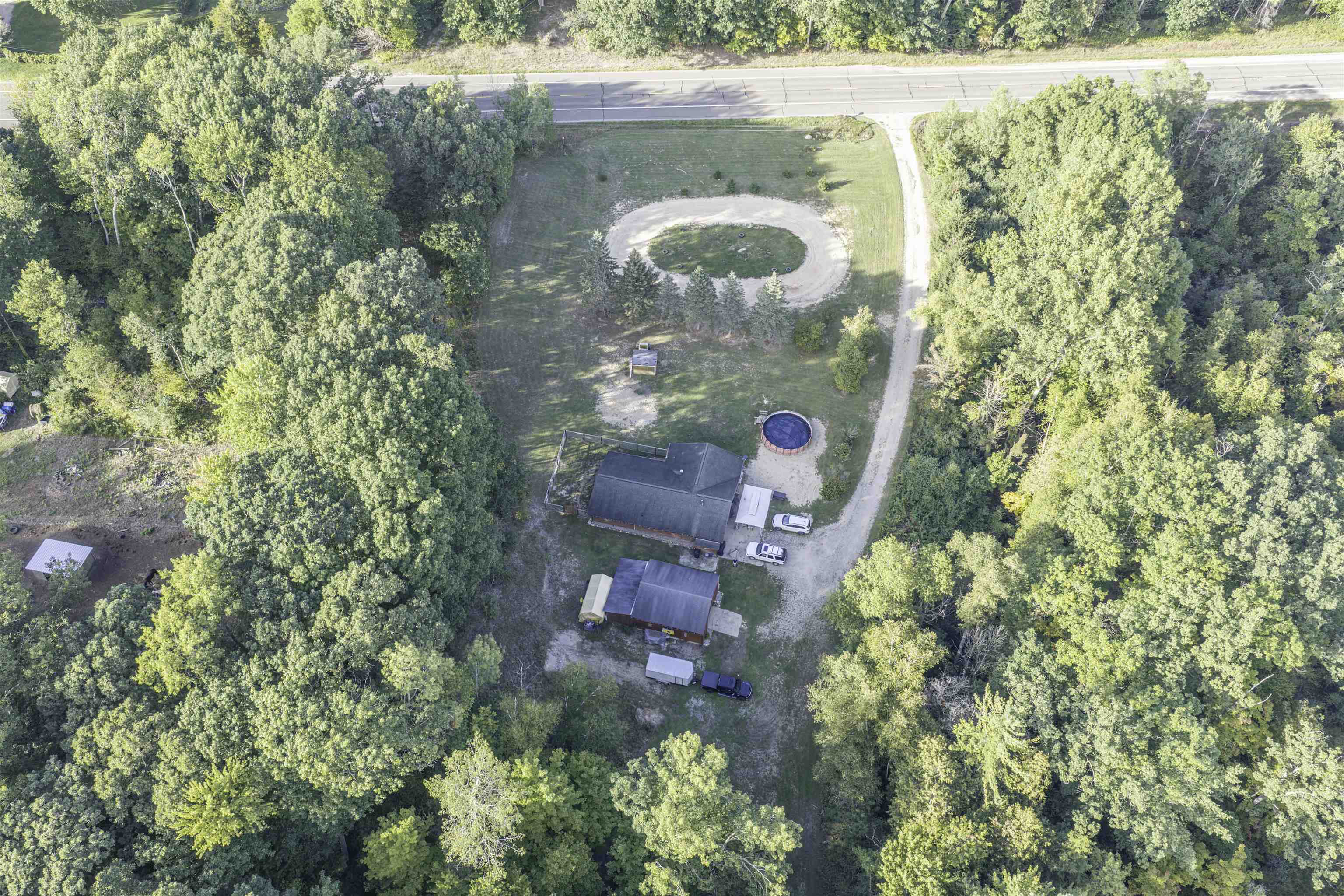 Photo 1 of Single family home for sale at 4760 E Howard City Edmore Rd, Edmore, MI 48829 | MLS# 79080073942 | Listing updated on 2026-09-28