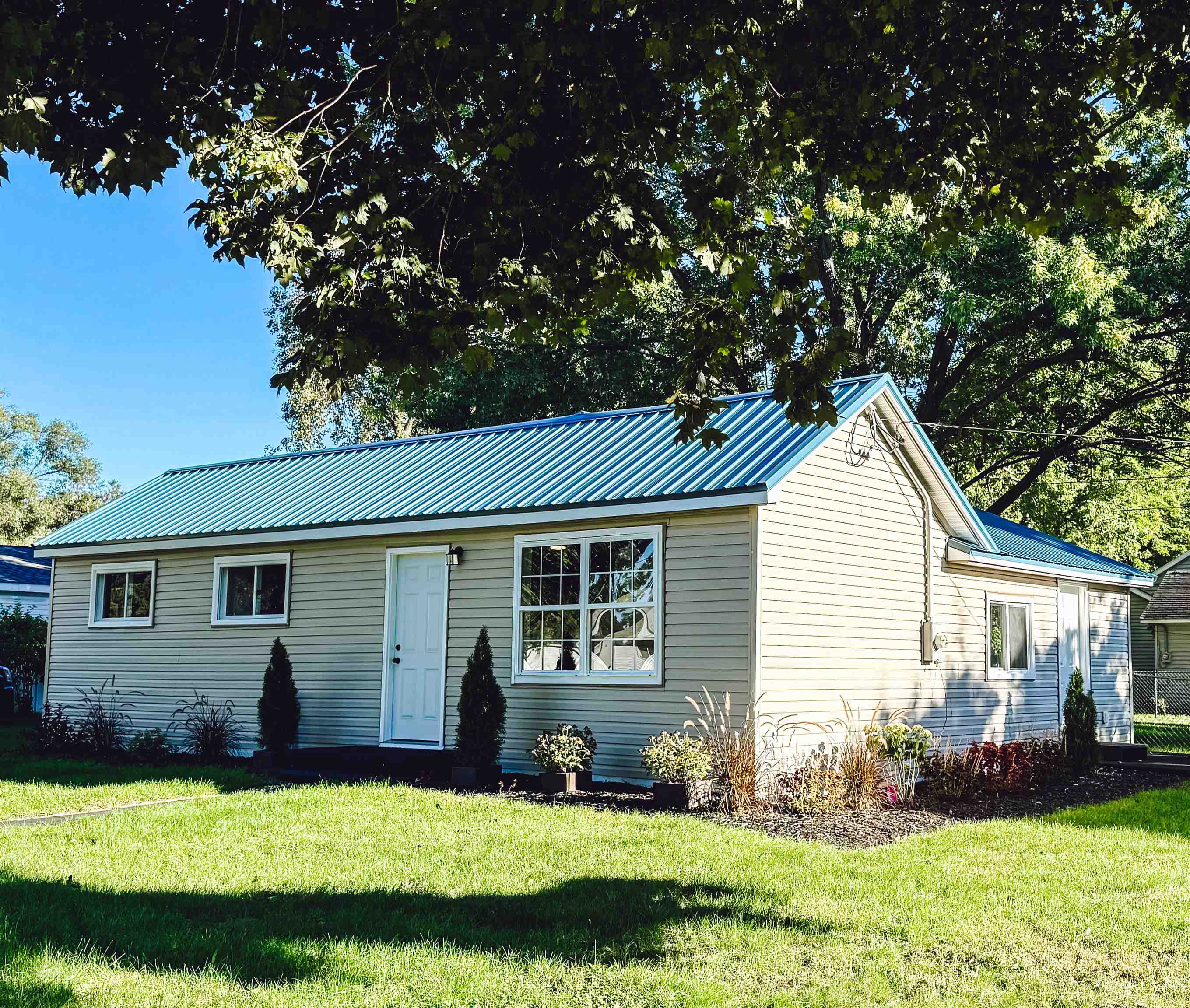 Photo 2 of Single family home for sale at 1117 Ward St, Mount Pleasant, MI 48858 | MLS# 79080073943 | Listing updated on 2026-09-28