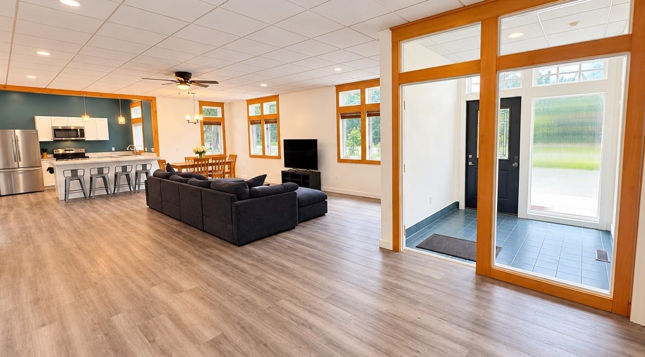 Photo 4 of Single family home for sale at 2879 J Maddy Pkwy, Interlochen, MI 49643 | MLS# 78080073963 | Listing updated on 2026-09-30