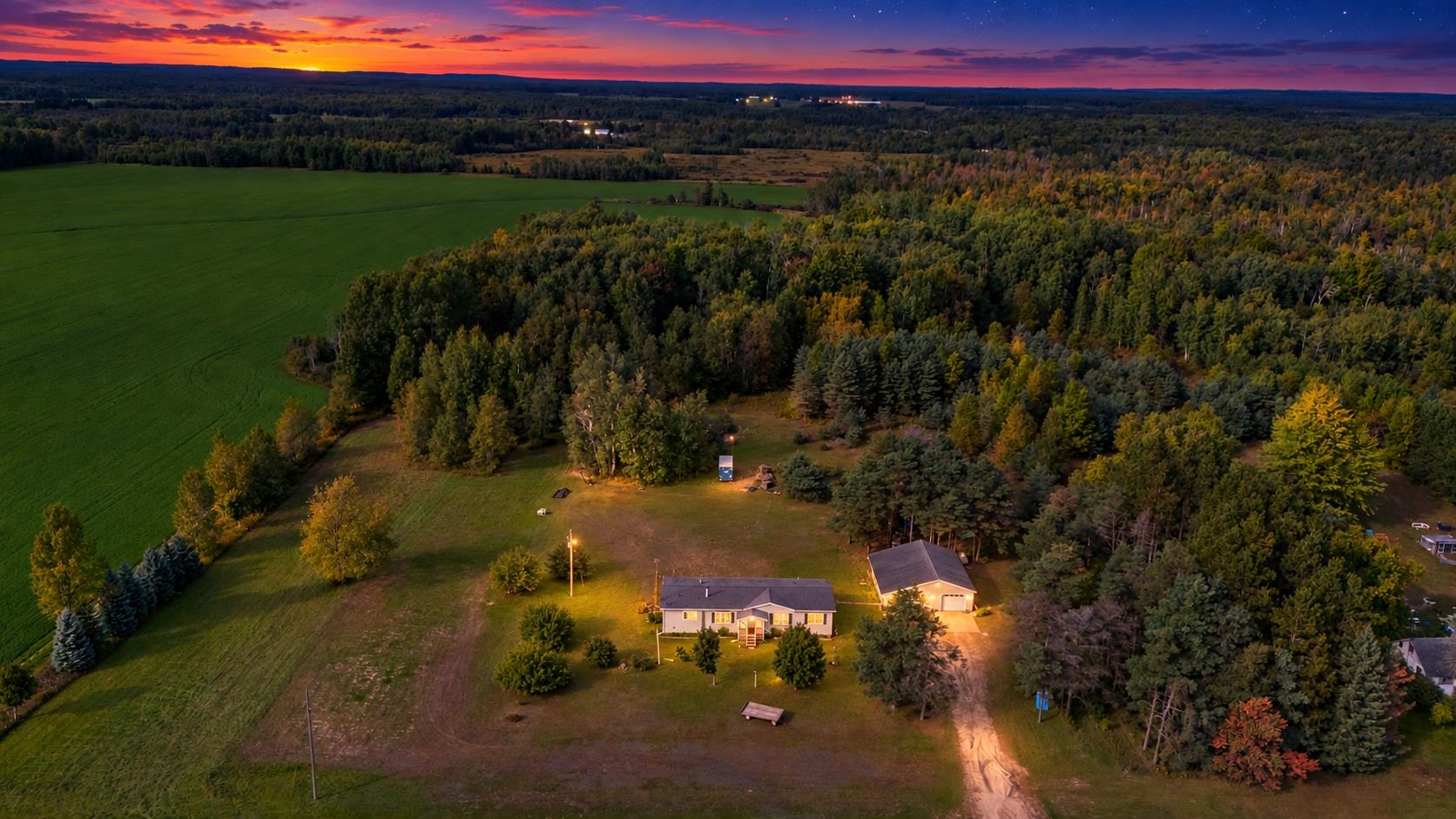 Photo 2 of Single family home for sale at 5303 E Houghton Lake Rd, Lake City, MI 49651 | MLS# 77080073976 | Listing updated on 2026-10-03