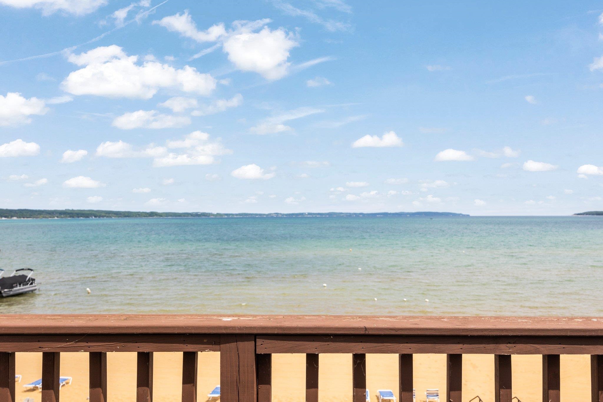 Photo 2 of Condo for sale at 1995 Us 31 N, Traverse City, MI 49686 | MLS# 78080073983 | Listing updated on 2026-10-01