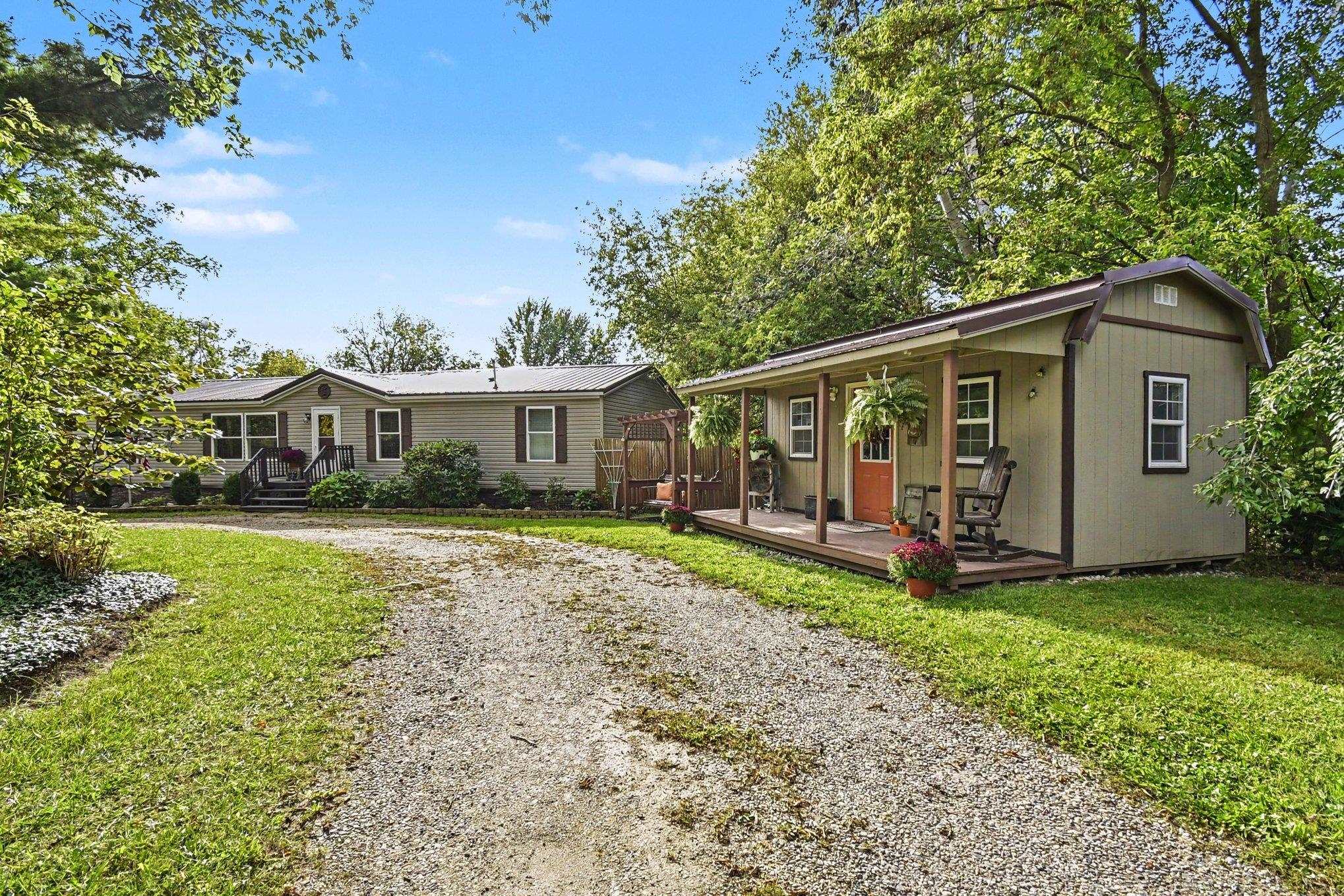Photo 2 of Single family home for sale at 691 N Duffield Rd, Sumner, MI 48889 | MLS# 79080073991 | Listing updated on 2026-10-01