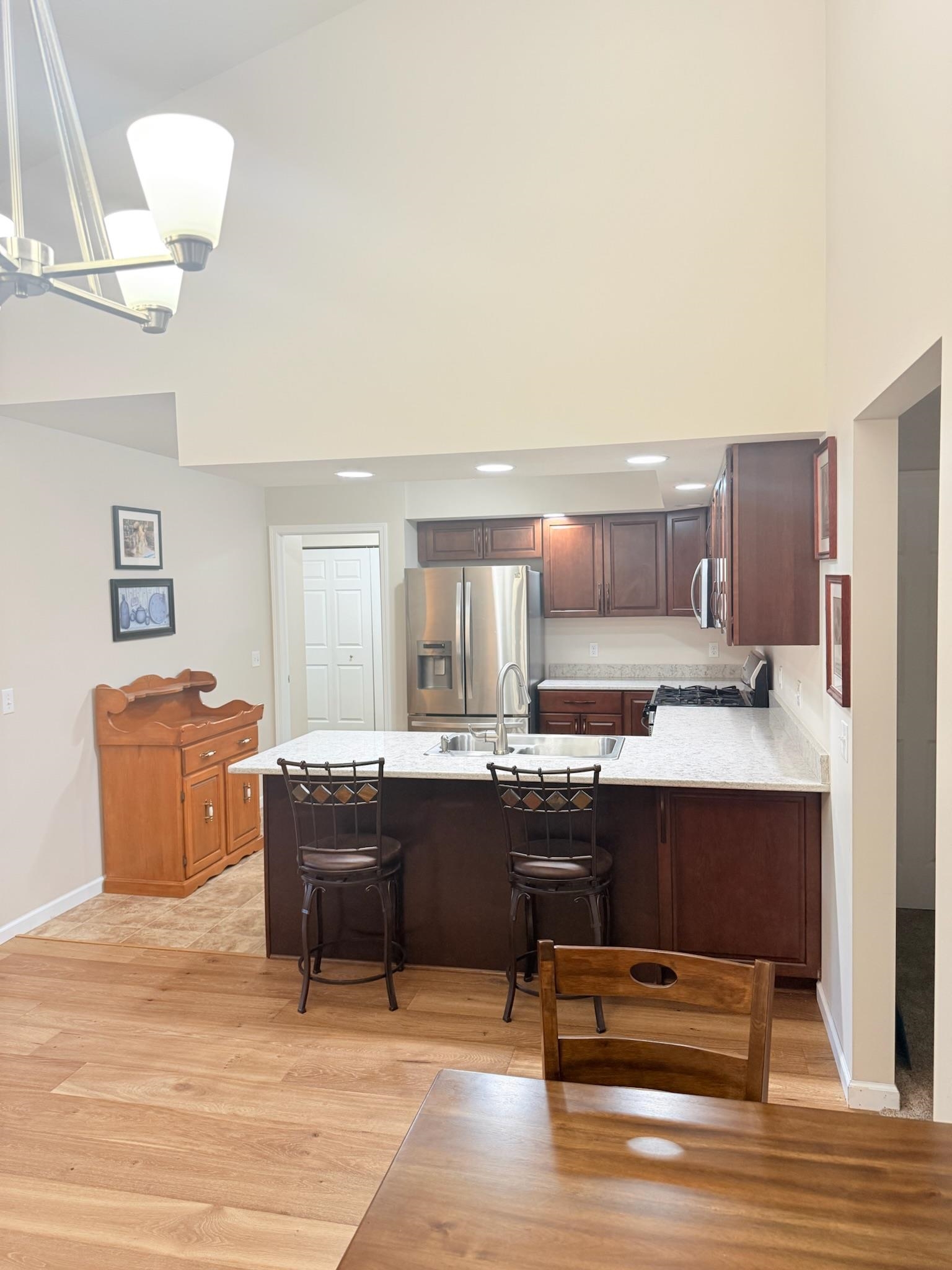 Listing Photo 4 - Condo for sale in building located at 2816 Meadowwood St, Mount Pleasant, MI 48858