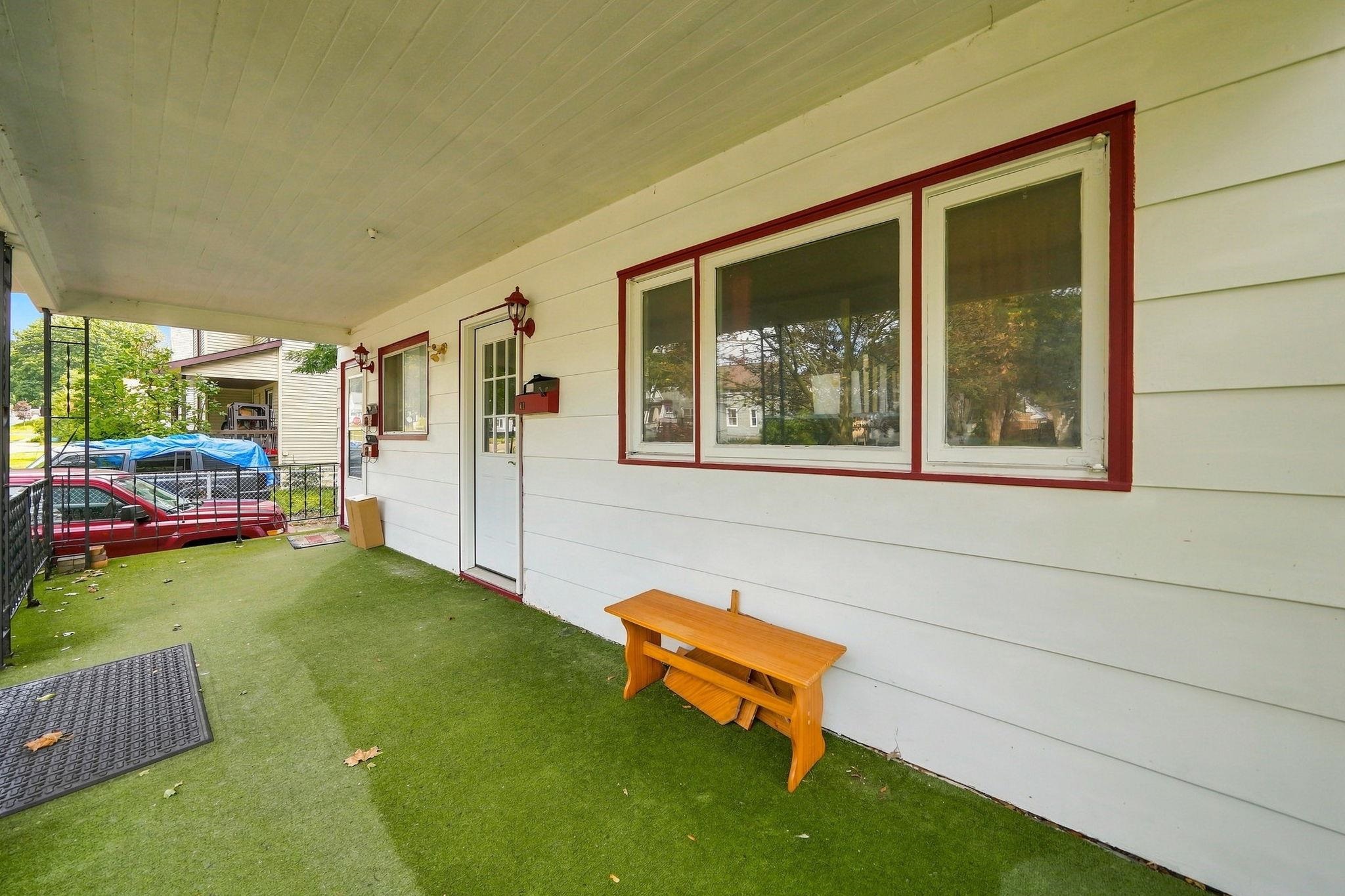 Photo 1 of Multi family home for sale at 320 Howard St, Cadillac, MI 49601 | MLS# 78080074015 | Listing updated on 2026-10-02