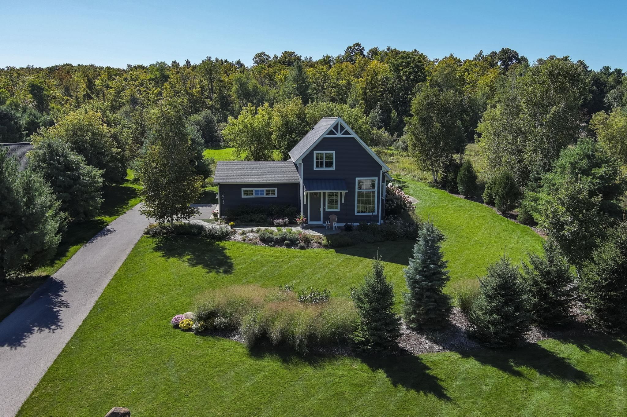 Photo 1 of Single family home for sale at 10624 E + Lot 11 Ora Lee Ln, Suttons Bay Township Leelanau, MI 49682 | MLS# 78080074018 | Listing updated on 2026-10-04