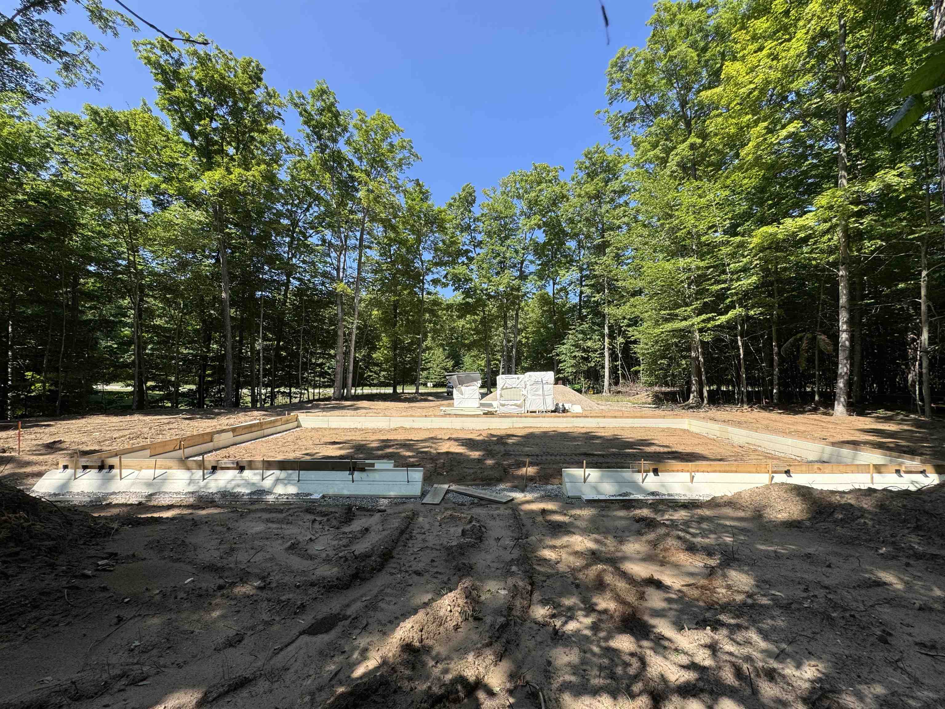 Photo 1 of Land for sale at 11127 S Hermies Pass, Empire, MI 49630 | MLS# 78080074030 | Listing updated on 2026-10-02