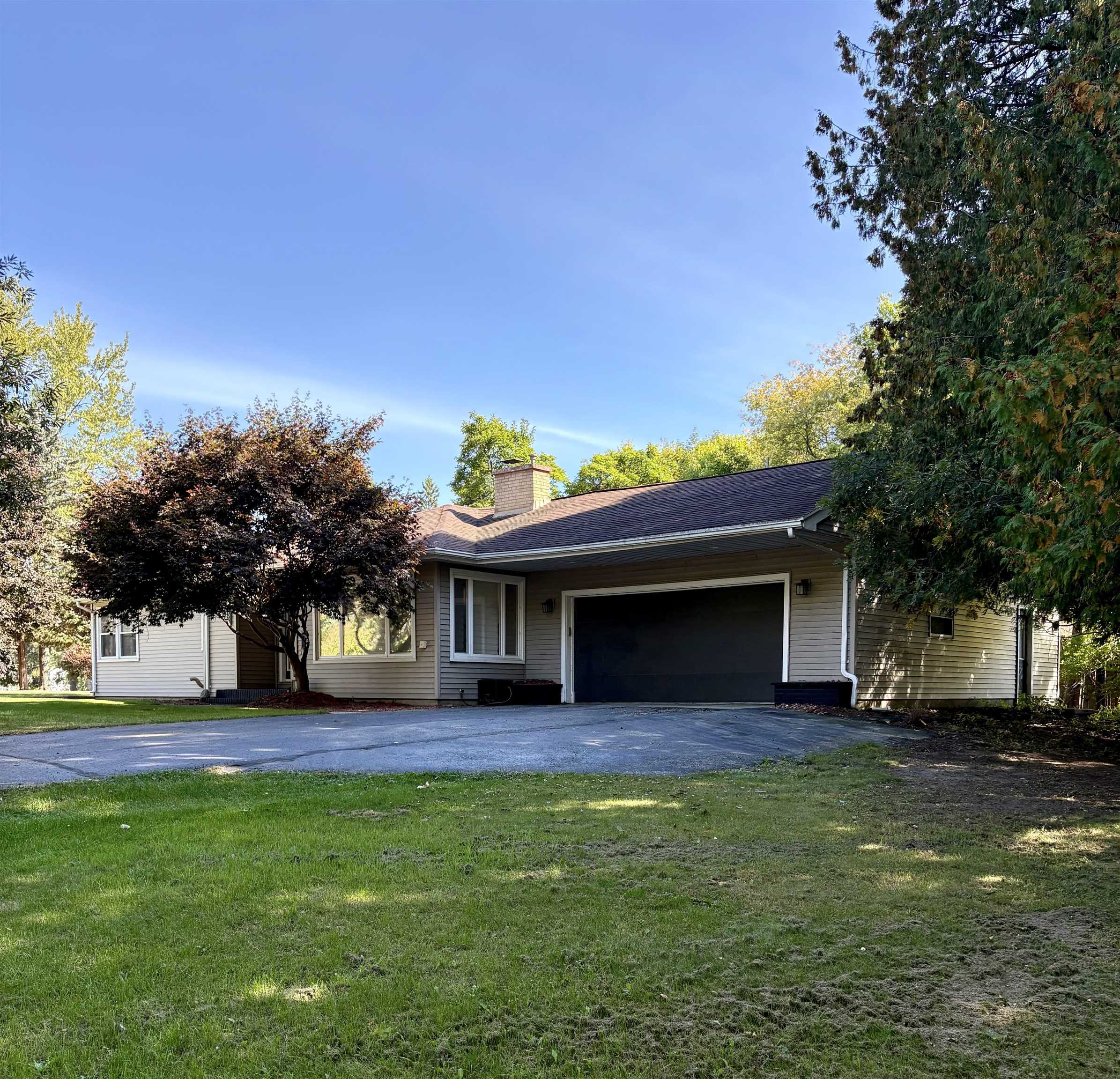 Single family home for sale at 132 Fox Dr, Saint Louis, MI 48880 | MLS# 79080074048