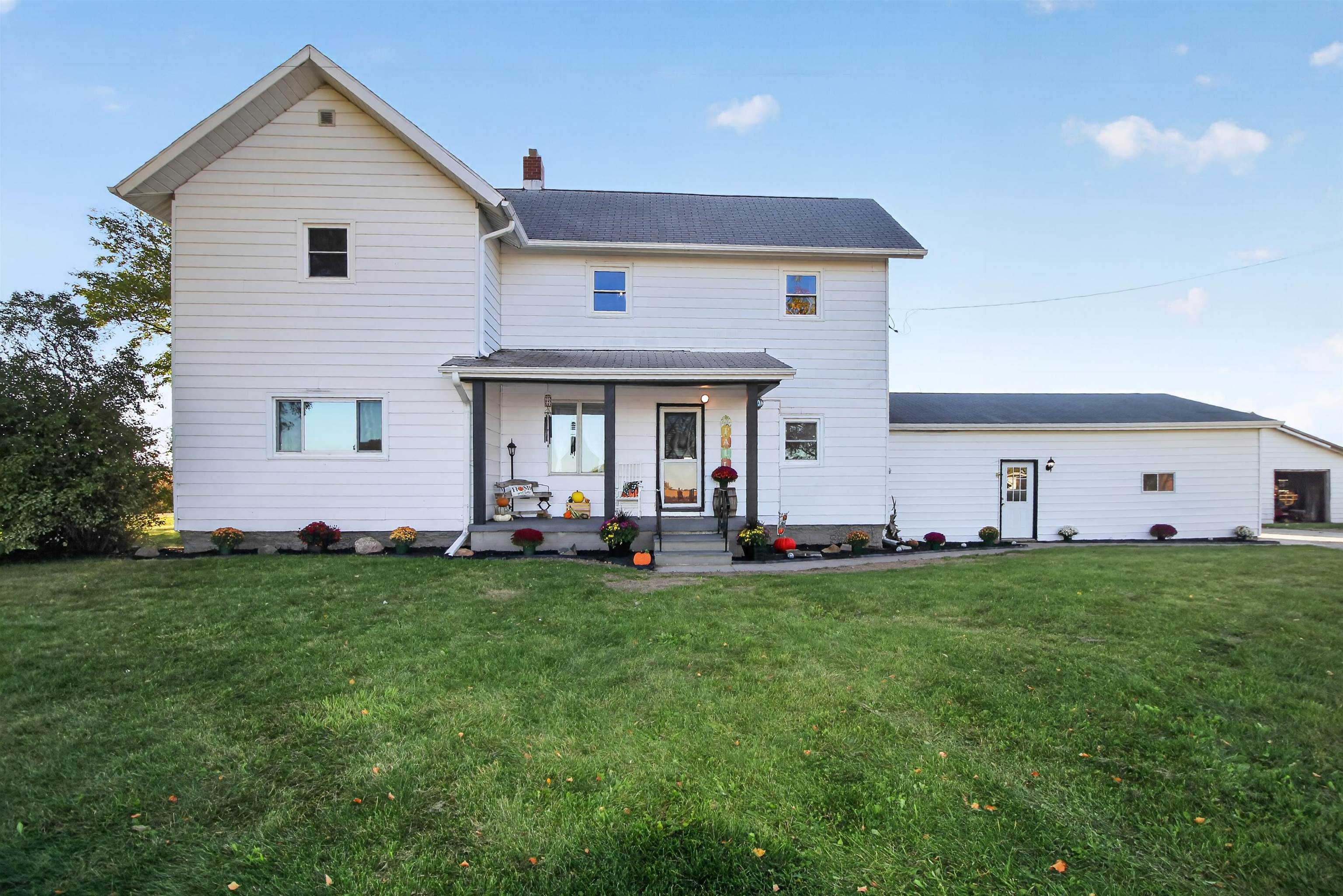 Photo 2 of Single family home for sale at 3990 S Begole Rd, Ithaca, MI 48847 | MLS# 79080074108 | Listing updated on 2026-10-04