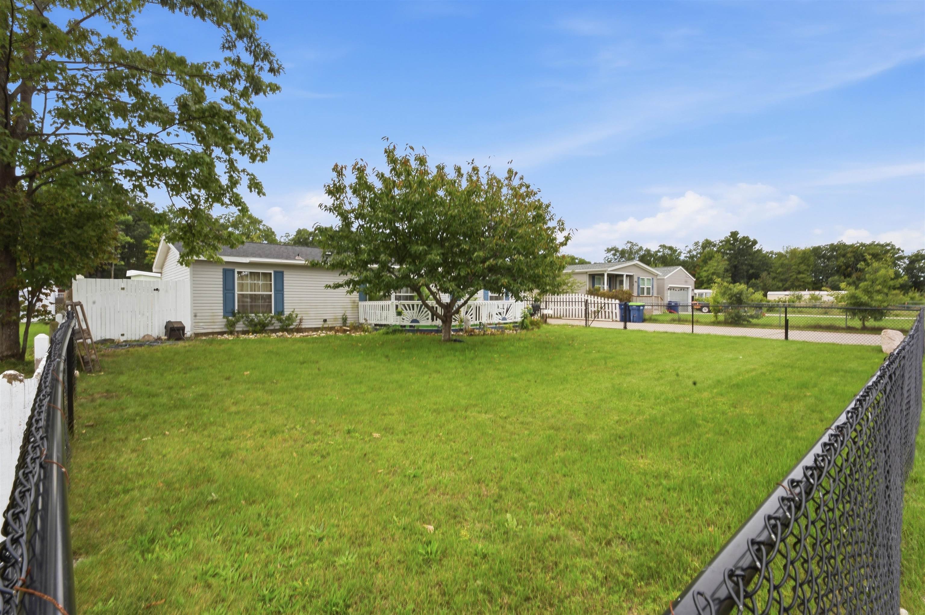 Photo 3 of Single family home for sale at 874 Crestwood Ln #Lot: 42, Traverse City, MI 49686 | MLS# 80074112 | Listing updated on 2026-10-07