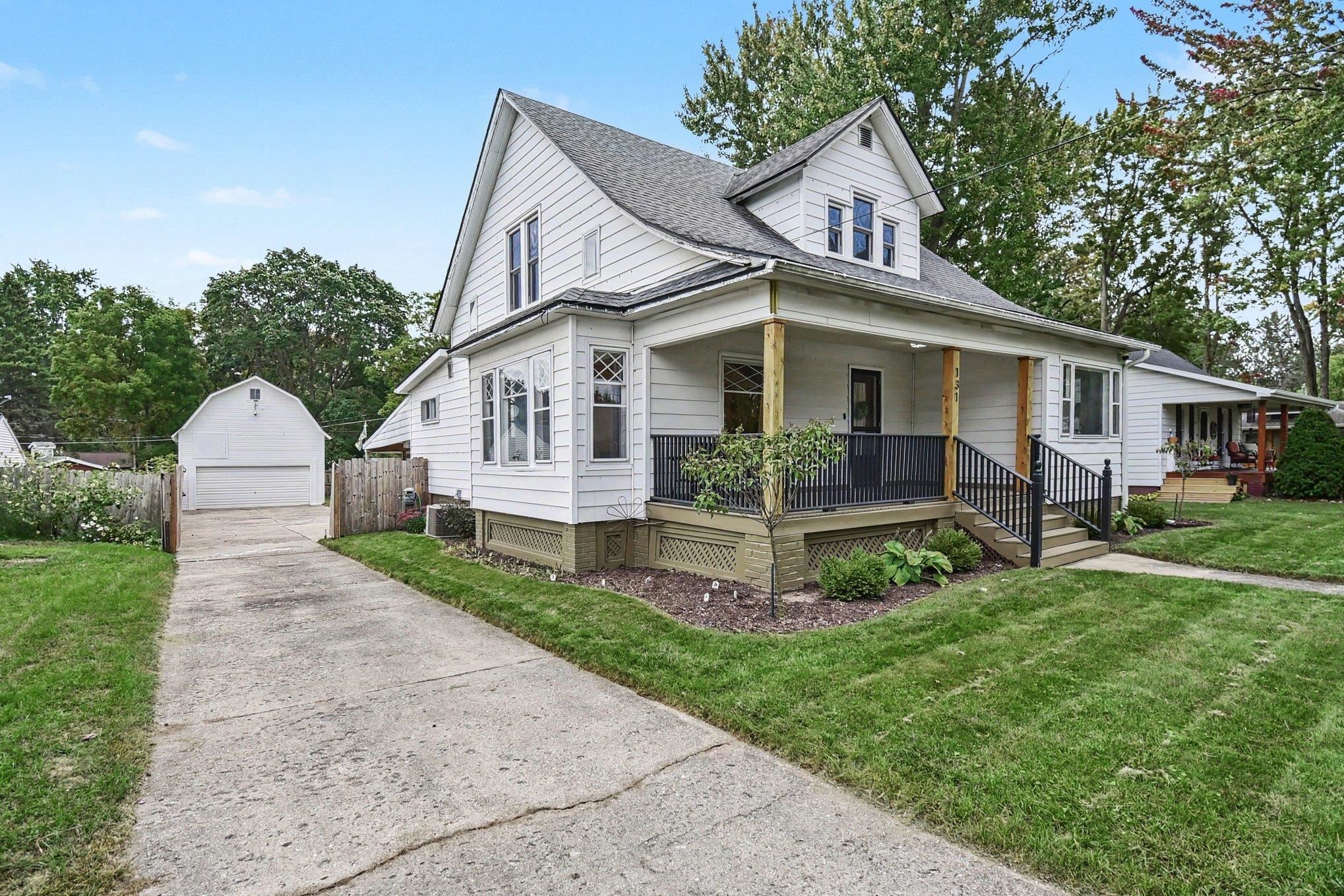 Photo 3 of Single family home for sale at 131 4th Street, Breckenridge, MI 48613 | MLS# 80074136 | Listing updated on 2026-10-07