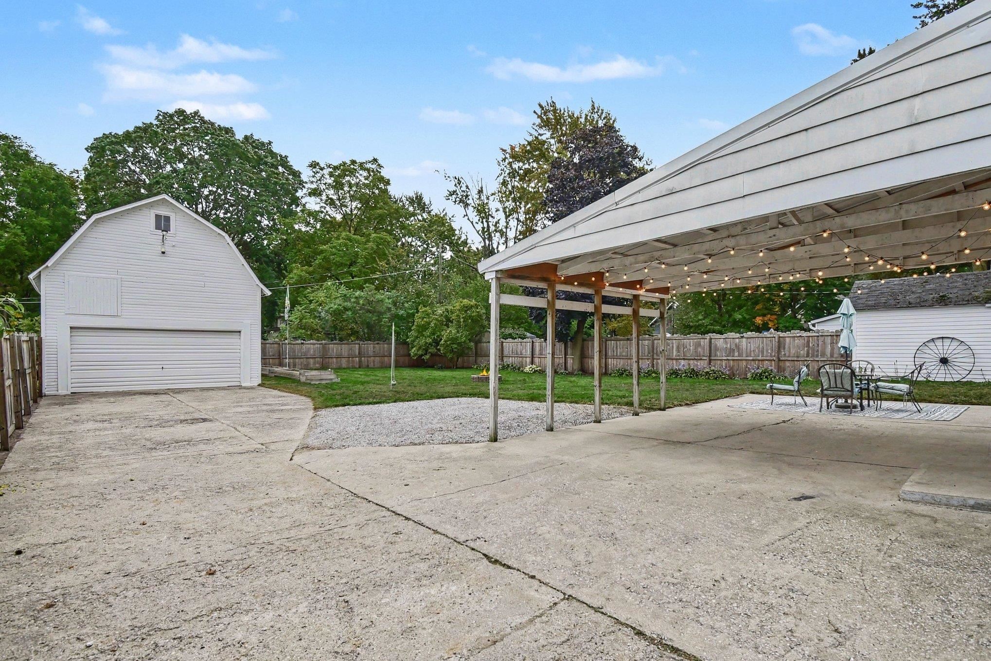 Photo 4 of Single family home for sale at 131 4th Street, Breckenridge Village Gratiot, MI 48613 | MLS# 79080074136 | Listing updated on 2026-10-07