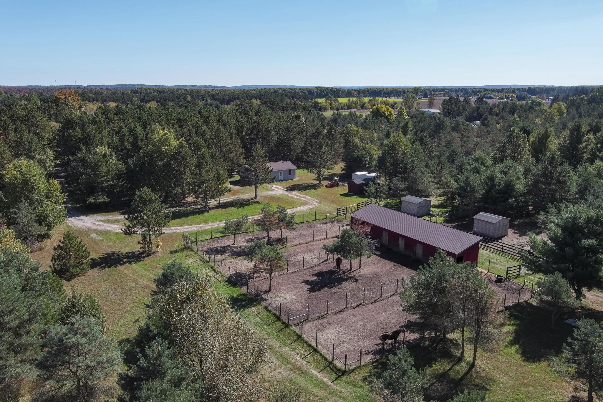 Photo 1 of Single family home for sale at 493 Ne County Rd 571, Kalkaska, MI 49646 | MLS# 78080074137 | Listing updated on 2026-10-07