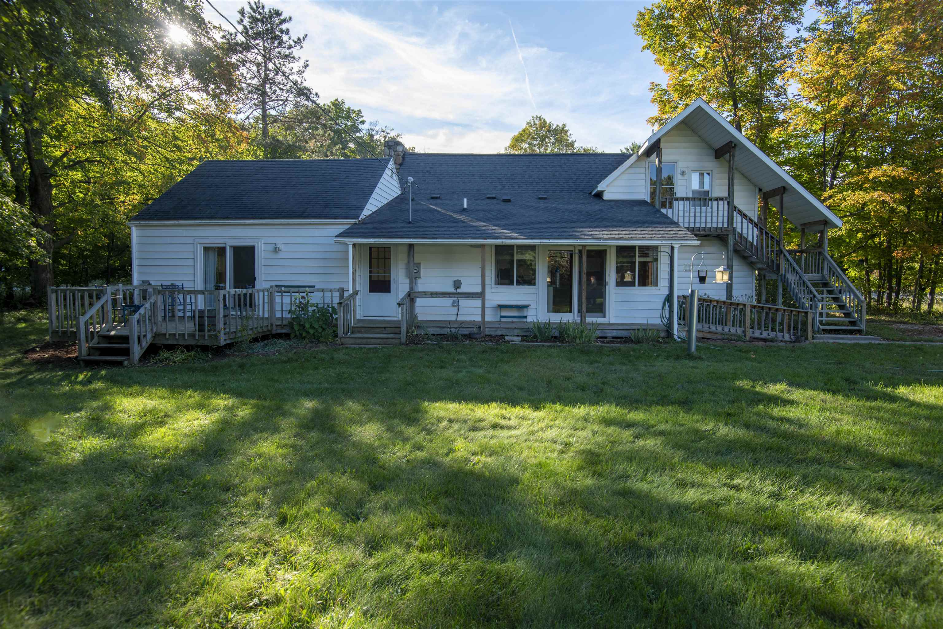 Photo 3 of Single family home for sale at 3018 N Us 31, Kewadin, MI 49648 | MLS# 78080074143 | Listing updated on 2026-10-07
