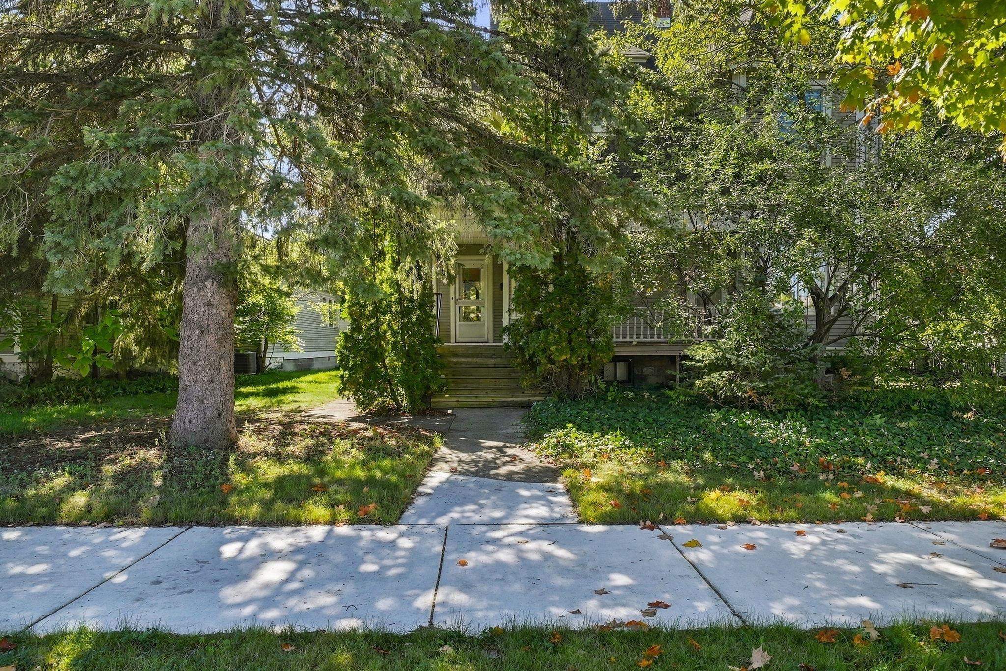 Photo 3 of Single family home for sale at 146 E 11th Street, Traverse City City Grand Traverse, MI 49684 | MLS# 78080074168 | Listing updated on 2026-10-06