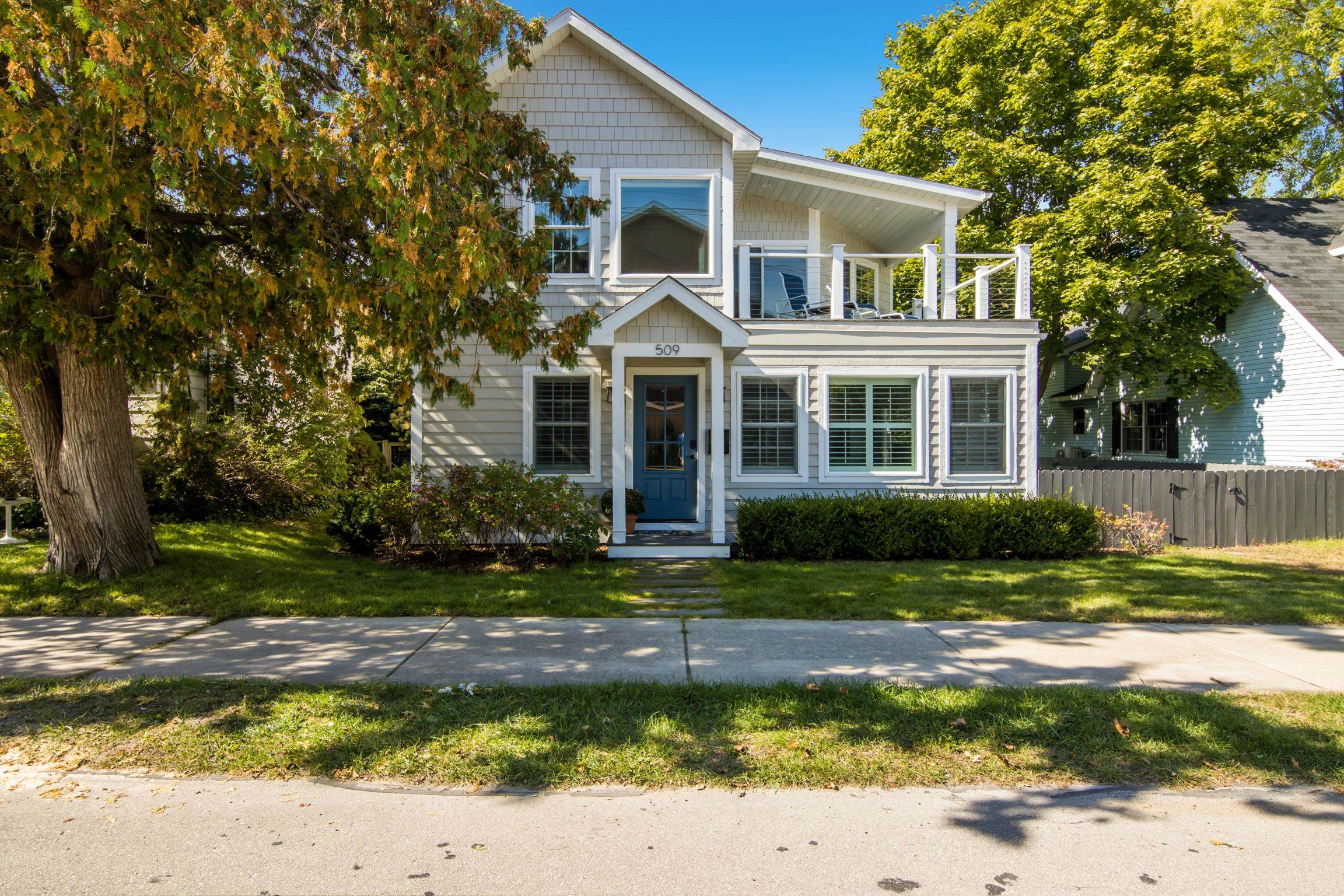 Photo 1 of Single family home for sale at 509 N Cedar St, Traverse City, MI 49684 | MLS# 78080074169 | Listing updated on 2026-10-05