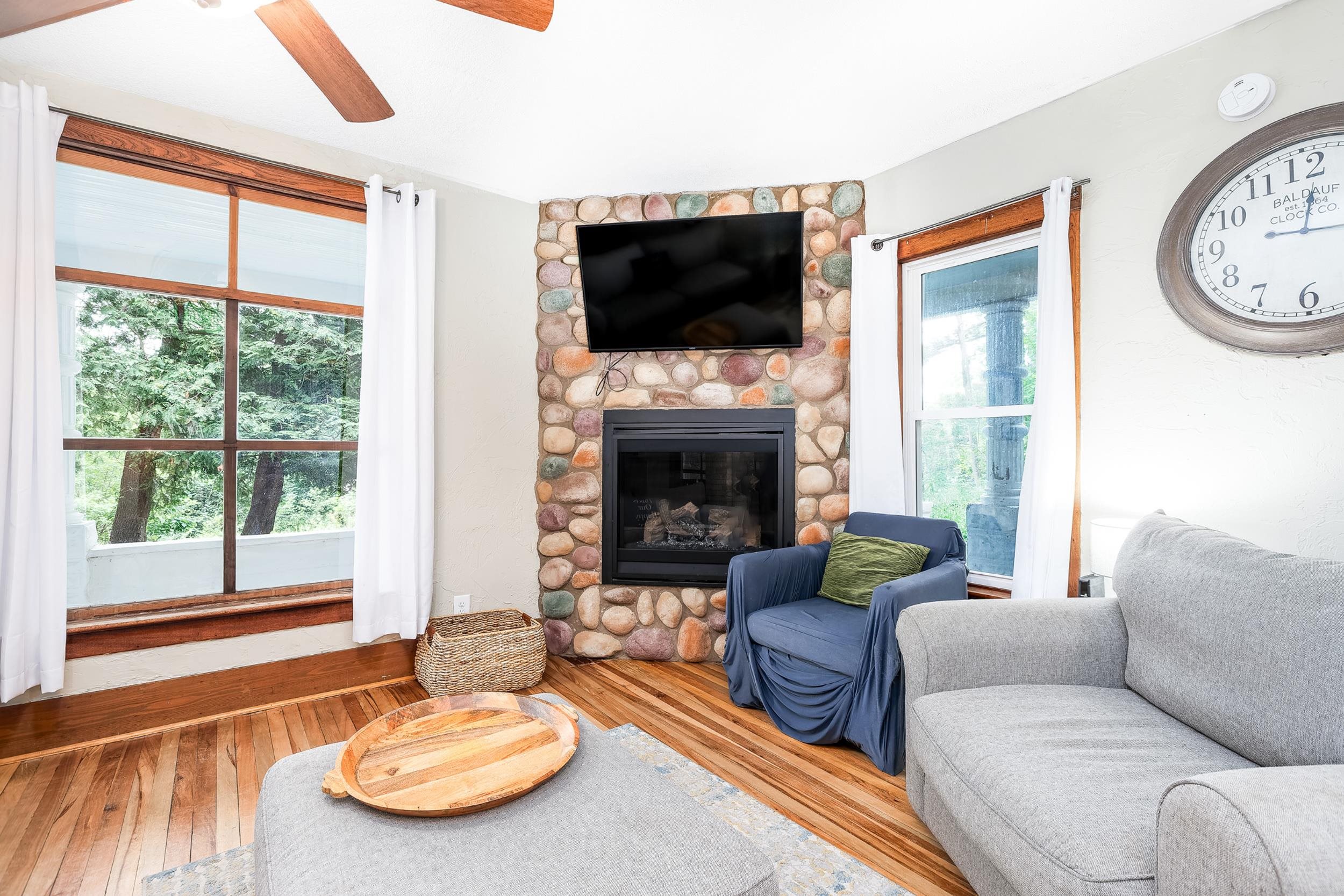Photo 3 of Single family home for sale at 10390 Deadstream Rd, Honor, MI 49640 | MLS# 78080074173 | Listing updated on 2026-10-05
