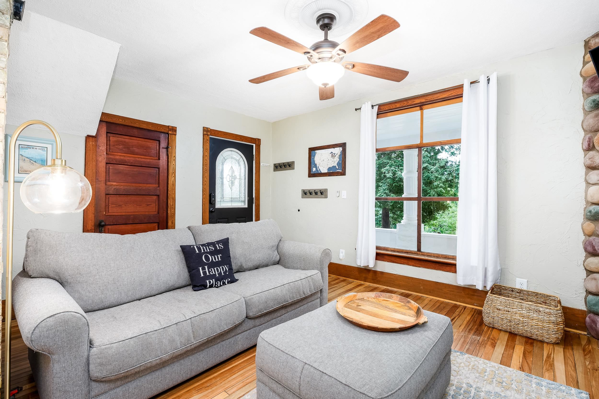 Photo 4 of Single family home for sale at 10390 Deadstream Rd, Honor, MI 49640 | MLS# 78080074173 | Listing updated on 2026-10-05