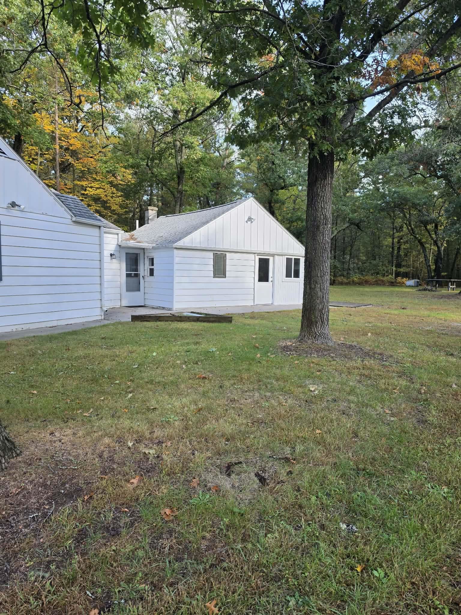 Photo 3 of Single family home for sale at 6898 Loud Dr, Oscoda, MI 48750 | MLS# 77080074194 | Listing updated on 2026-10-05